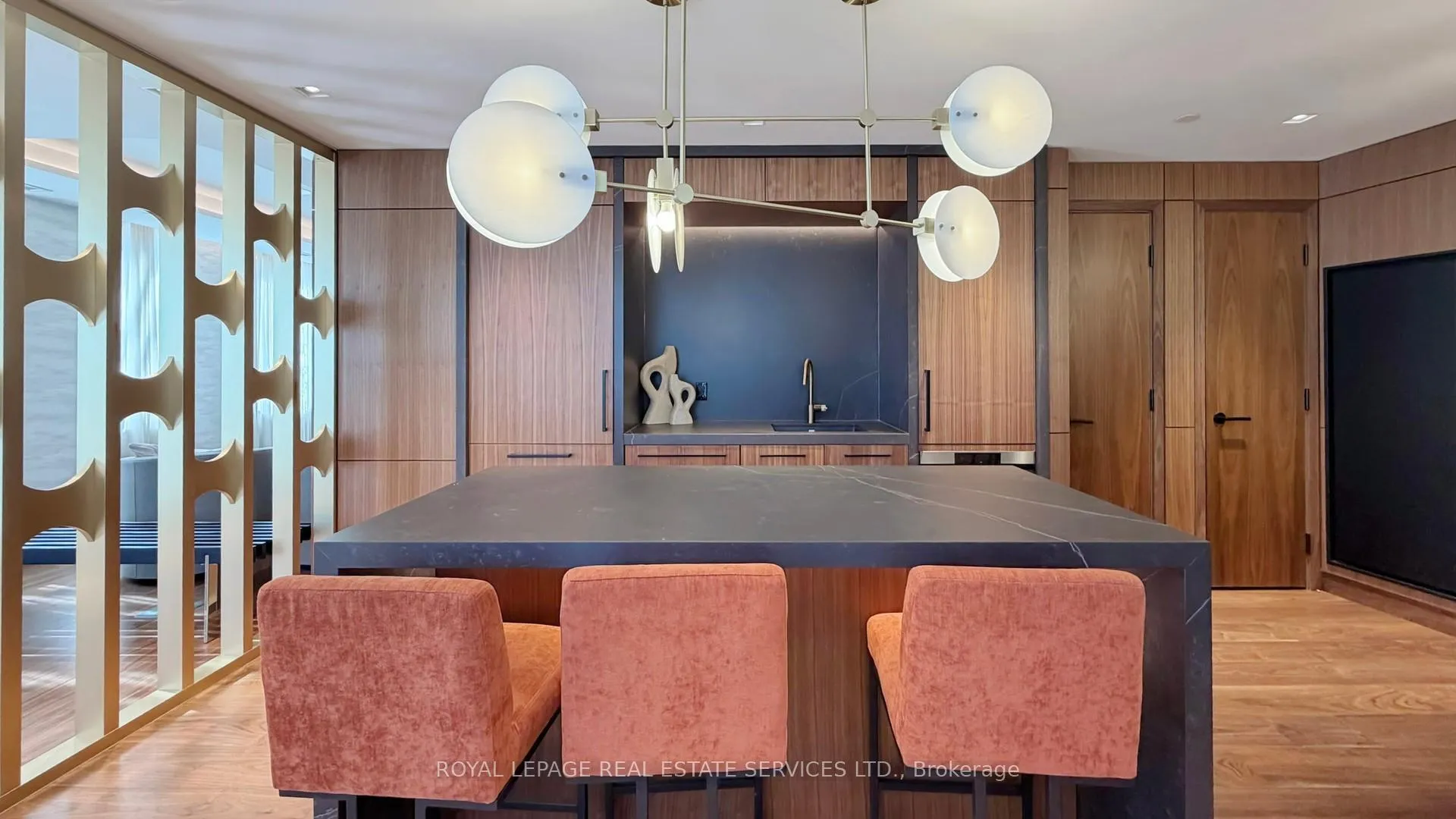 Photo 25 of Unit 521, 3240 William Coltson Avenue, Oakville, Joshua Meadows — HOMEH