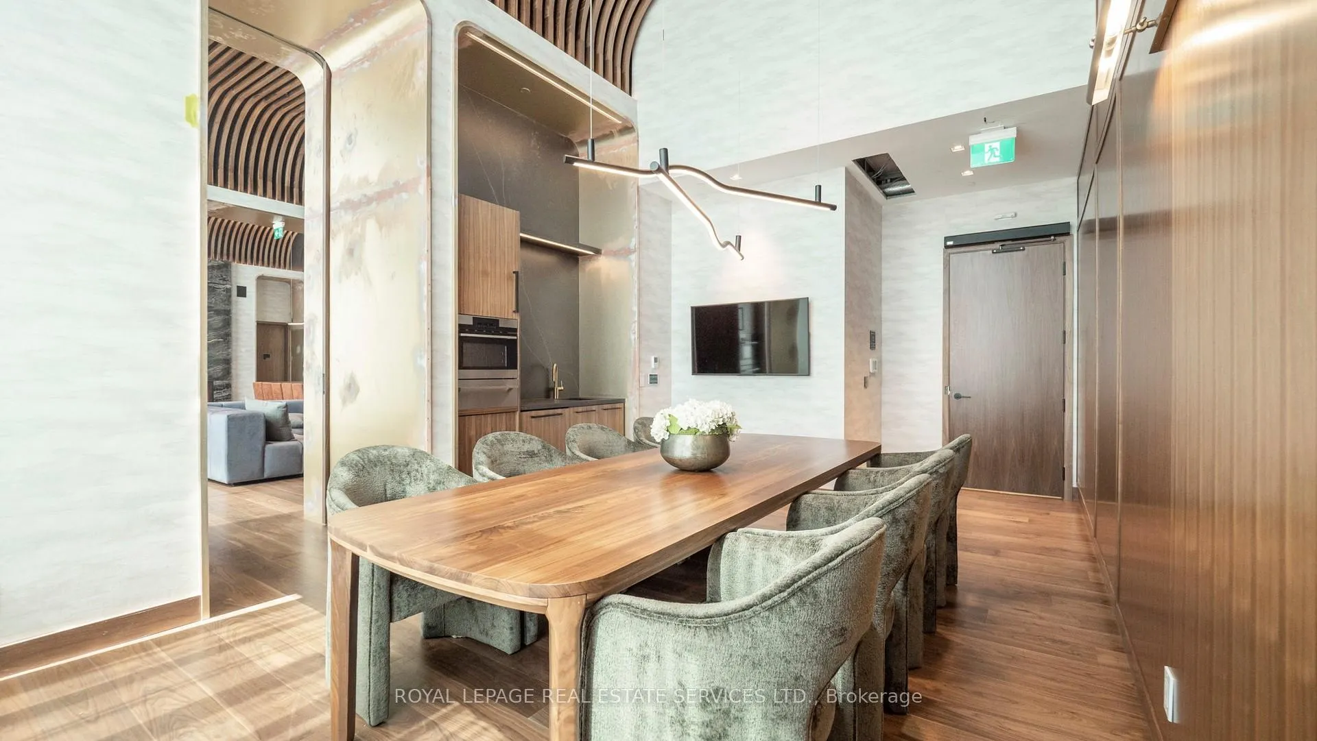 Photo 37 of Unit 521, 3240 William Coltson Avenue, Oakville, Joshua Meadows — HOMEH