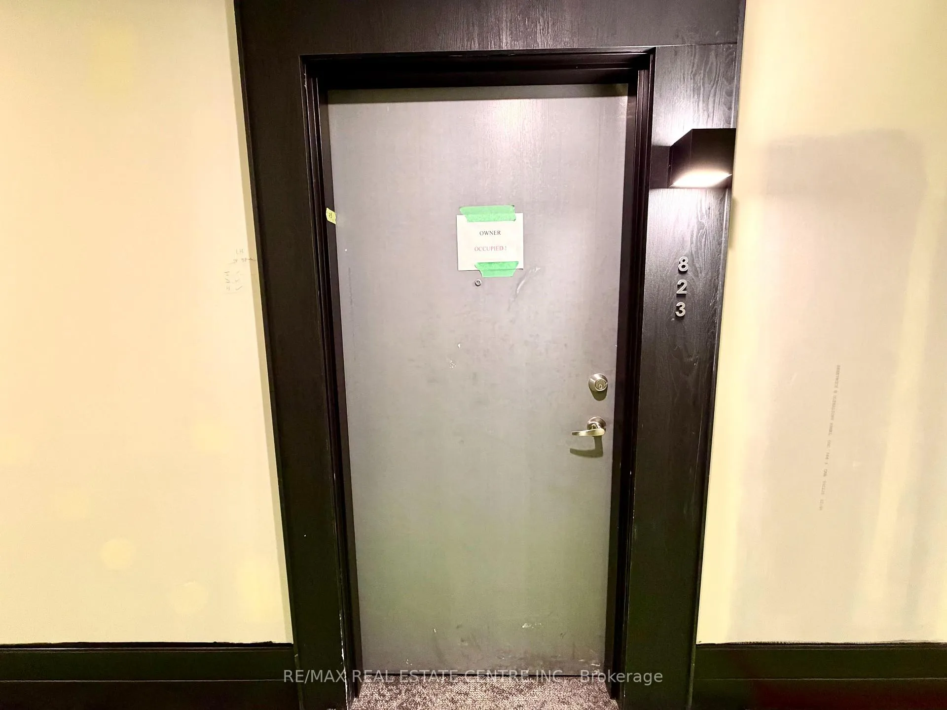 Photo 2 of Unit 823, 461 Green Road, Hamilton, Lakeshore — HOMEH