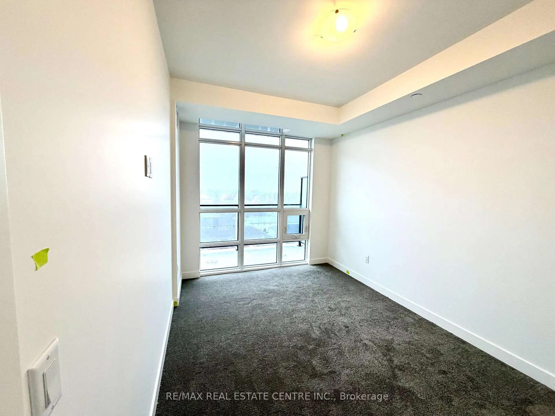 Photo 9 of Unit 823, 461 Green Road, Hamilton, Lakeshore — HOMEH