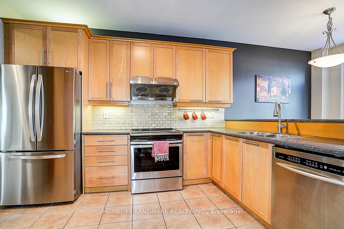 Photo 10 of 14 Tottenham Court, Markham, Cornell — HOMEH
