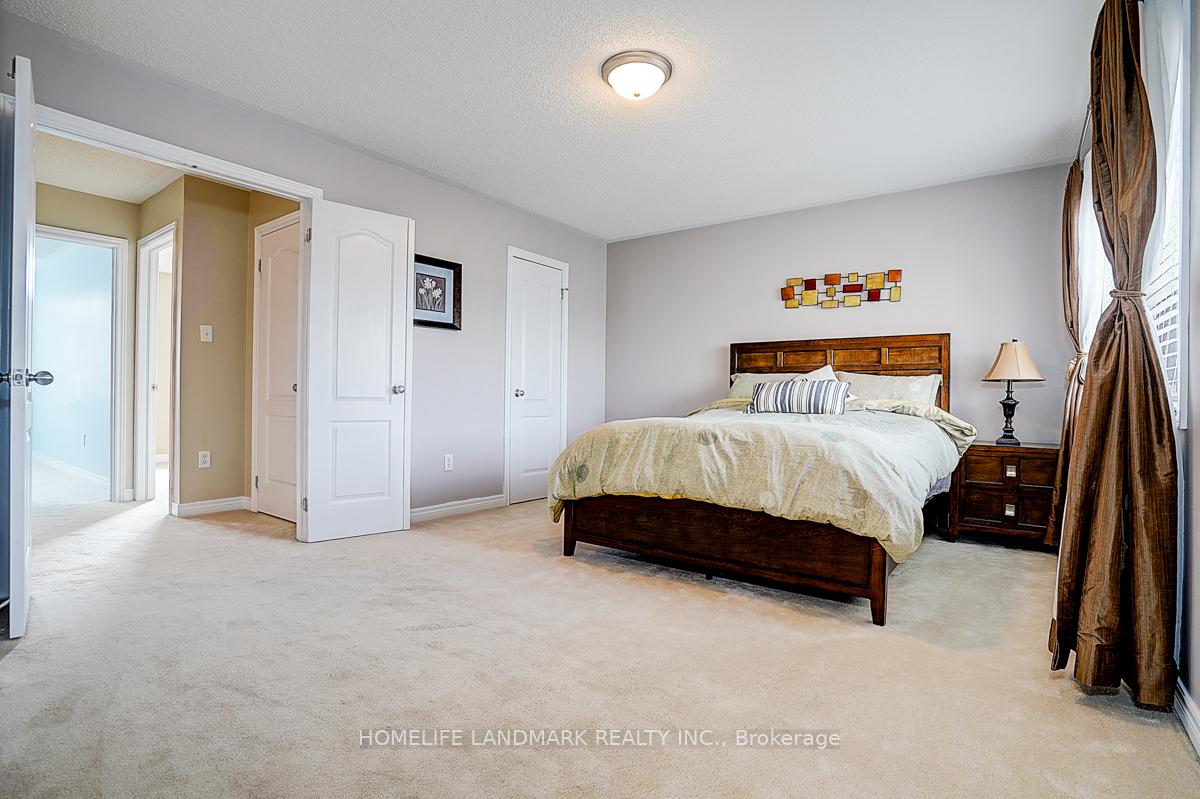 Photo 15 of 14 Tottenham Court, Markham, Cornell — HOMEH