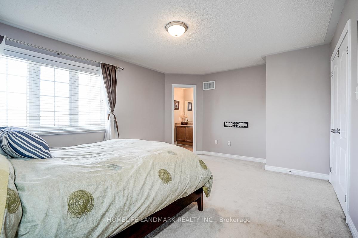 Photo 16 of 14 Tottenham Court, Markham, Cornell — HOMEH