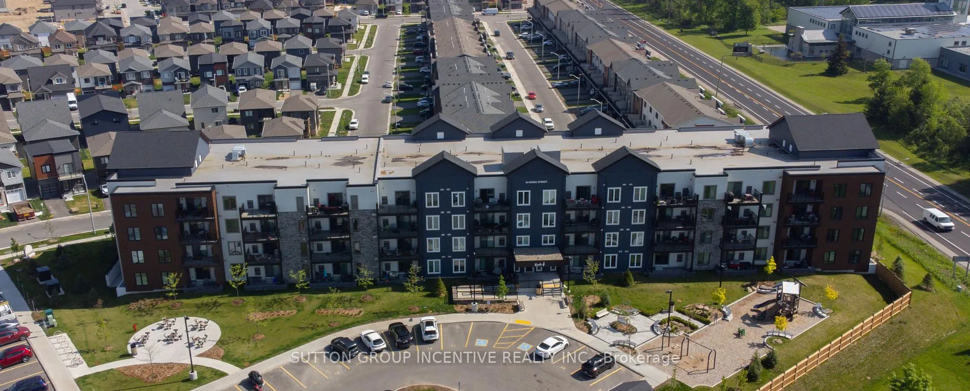 Photo 1 of Unit 305, 54 Koda Street, Barrie, Rural Barrie Southwest — HOMEH