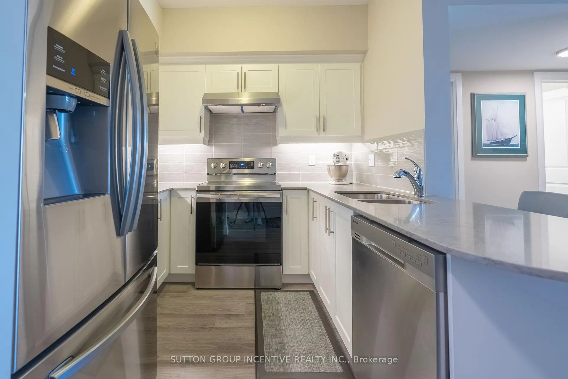Photo 2 of Unit 305, 54 Koda Street, Barrie, Rural Barrie Southwest — HOMEH