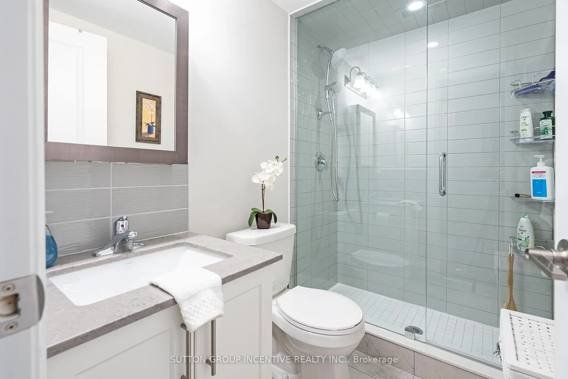 Photo 10 of Unit 305, 54 Koda Street, Barrie, Rural Barrie Southwest — HOMEH