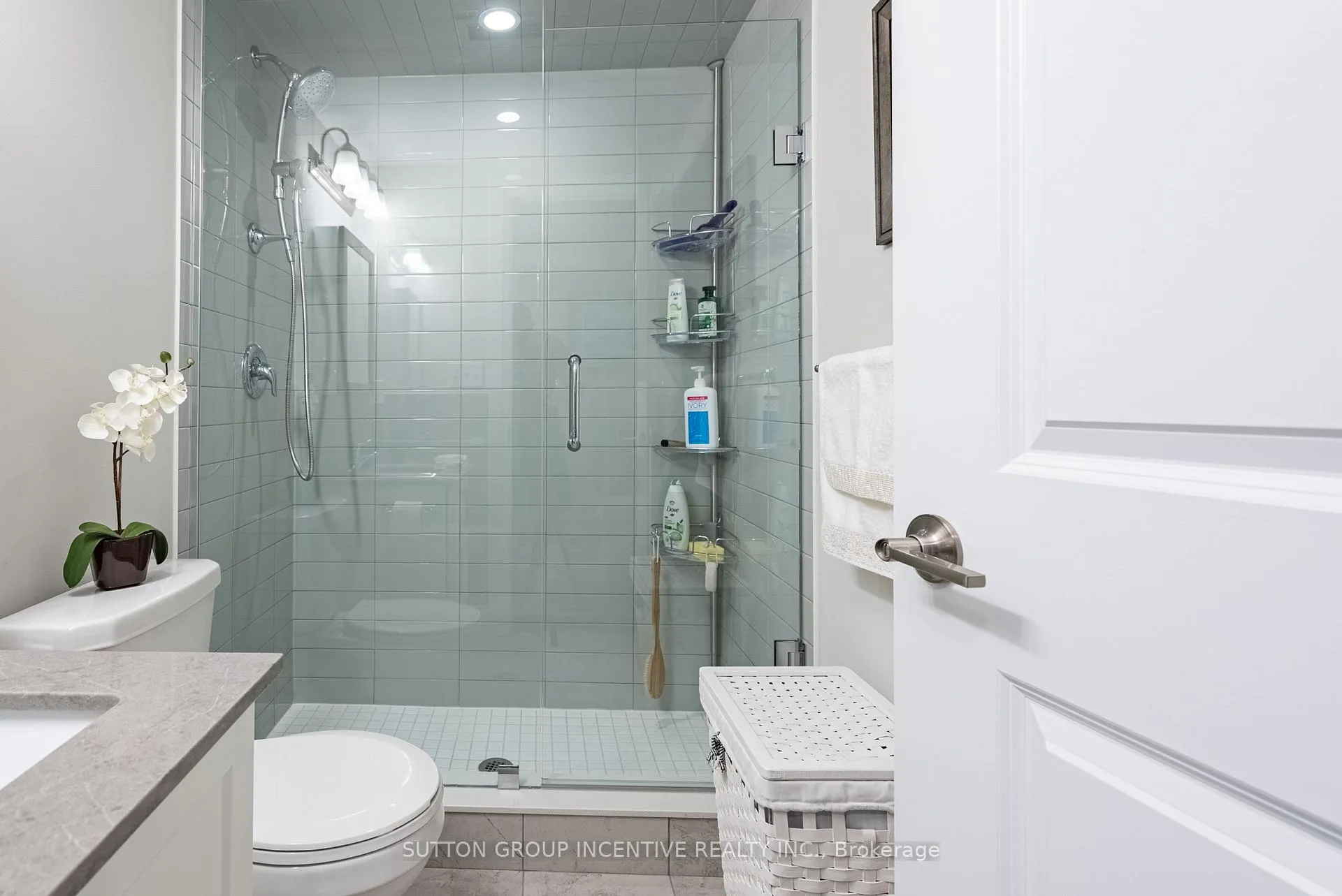 Photo 11 of Unit 305, 54 Koda Street, Barrie, Rural Barrie Southwest — HOMEH