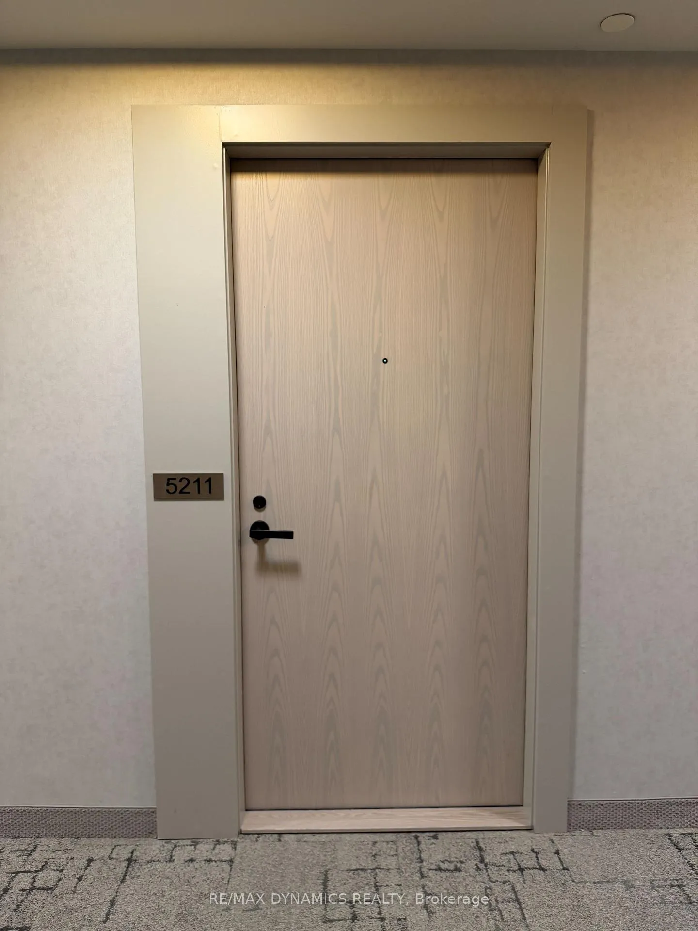 Photo 3 of Unit 5211, 8 Interchange Way, Vaughan, Vaughan Corporate Centre — HOMEH
