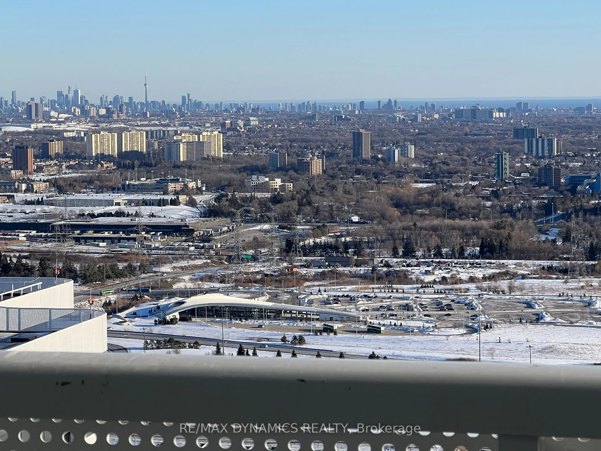 Photo 14 of Unit 5211, 8 Interchange Way, Vaughan, Vaughan Corporate Centre — HOMEH