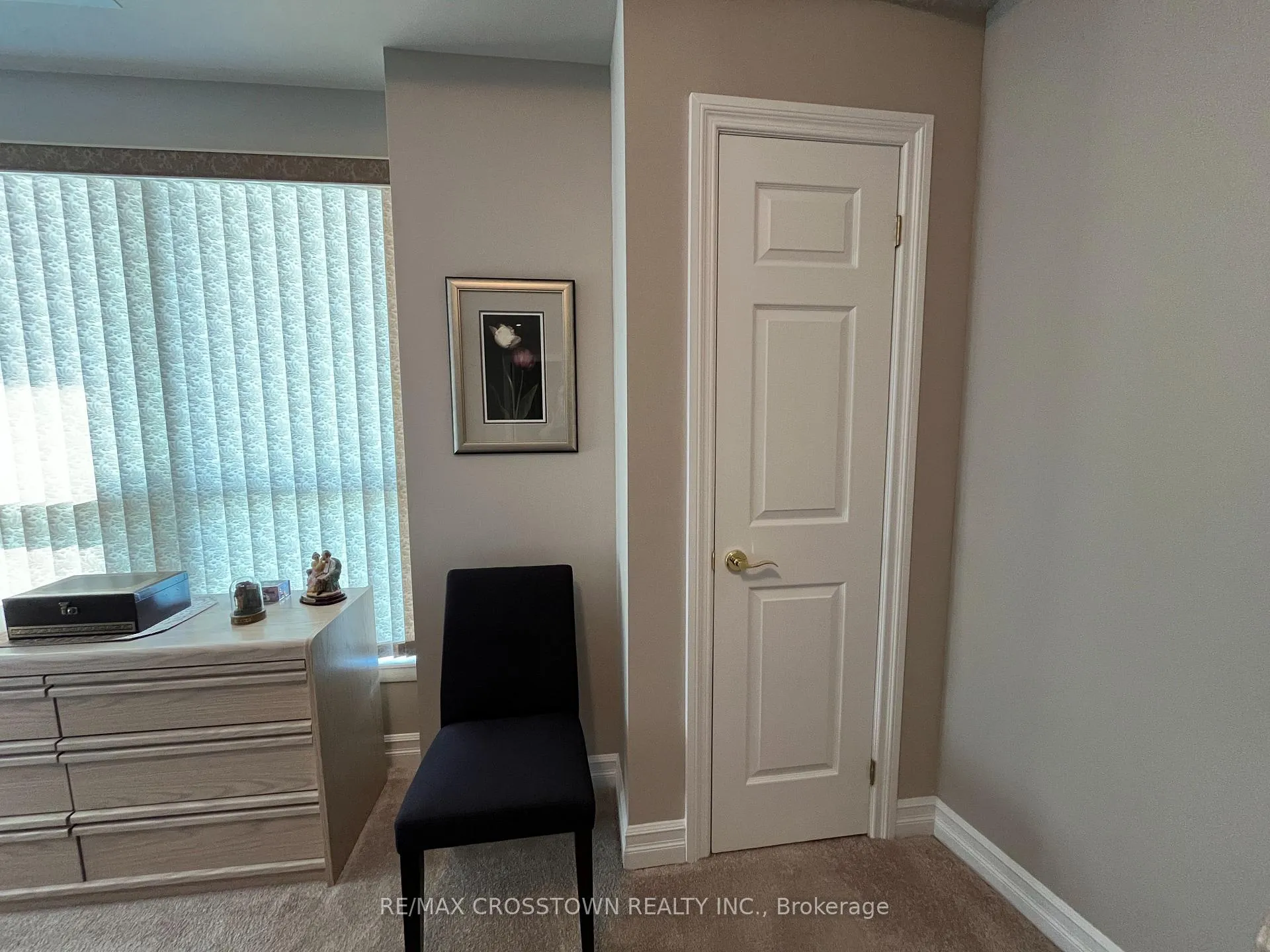 Photo 2 of Unit 406, 6 Toronto Street, Barrie, City Centre — HOMEH