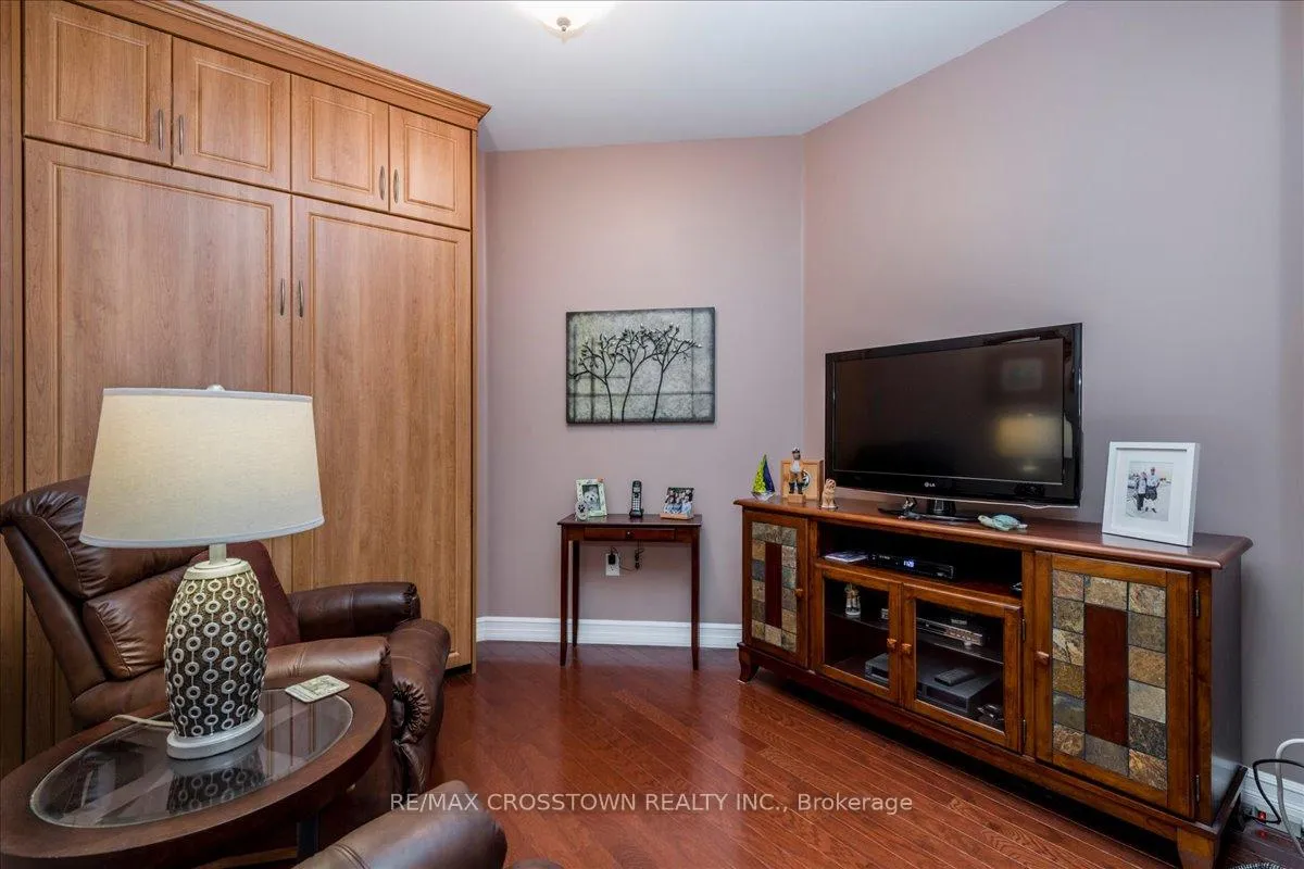 Photo 26 of Unit 406, 6 Toronto Street, Barrie, City Centre — HOMEH