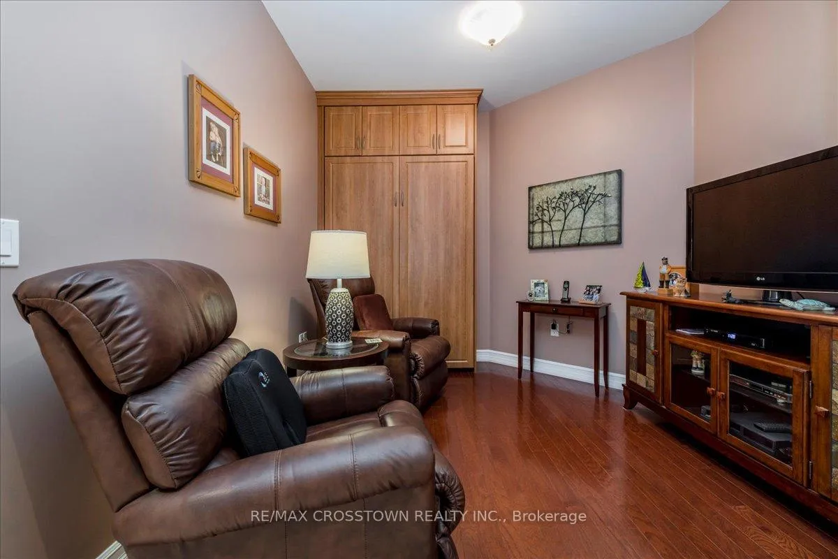 Photo 27 of Unit 406, 6 Toronto Street, Barrie, City Centre — HOMEH