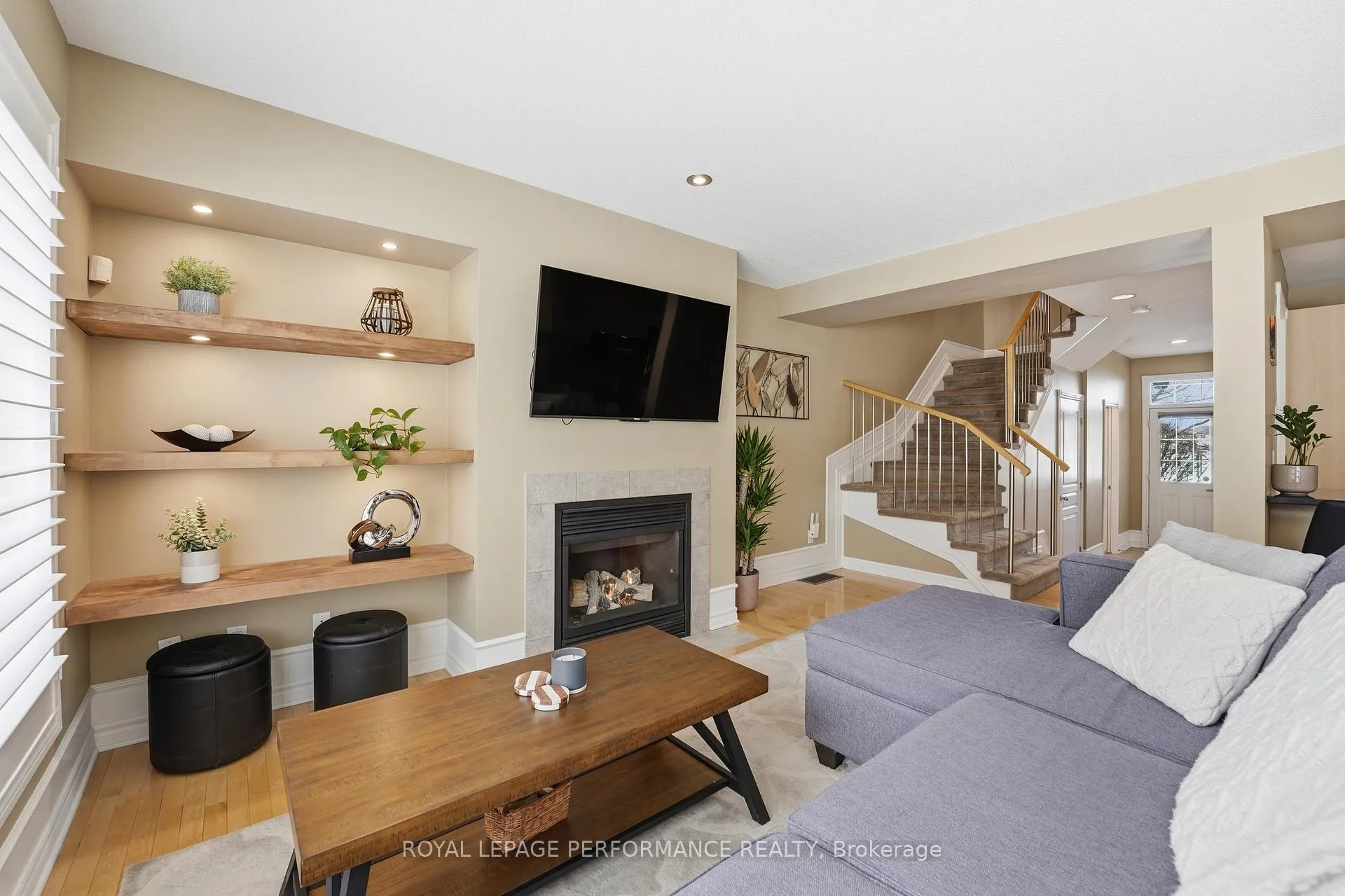 Photo 7 of 808 Scala Avenue, Ottawa, Avalon East — HOMEH