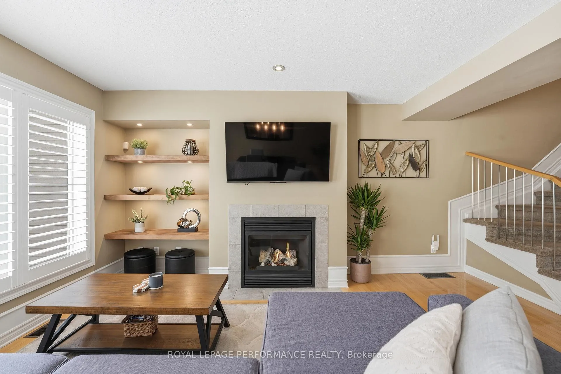 Photo 8 of 808 Scala Avenue, Ottawa, Avalon East — HOMEH