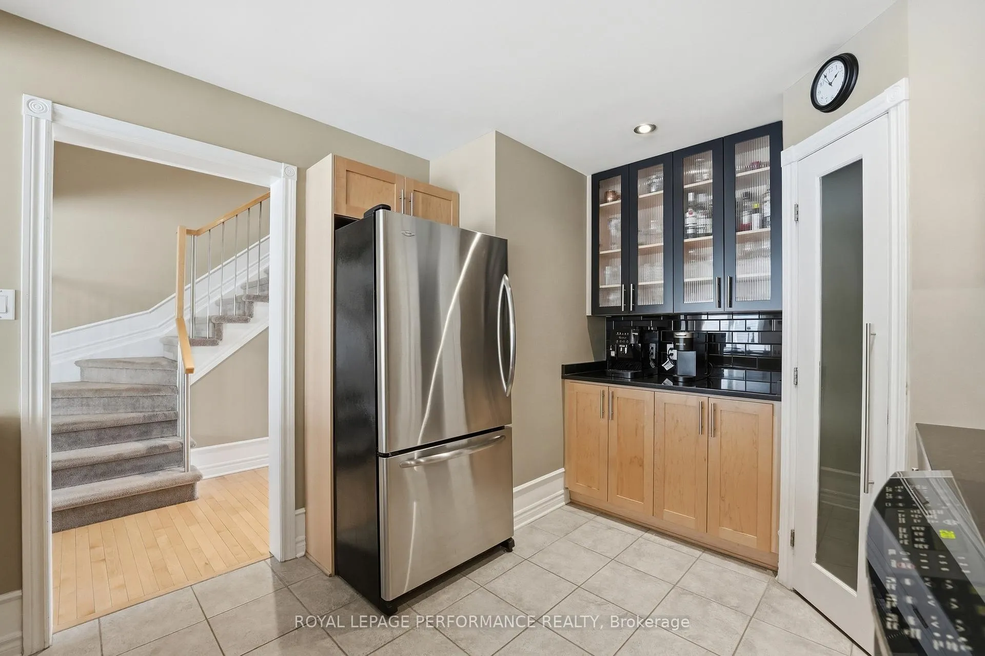 Photo 14 of 808 Scala Avenue, Ottawa, Avalon East — HOMEH