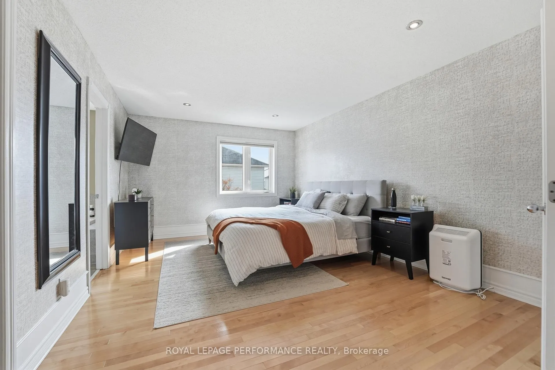 Photo 20 of 808 Scala Avenue, Ottawa, Avalon East — HOMEH
