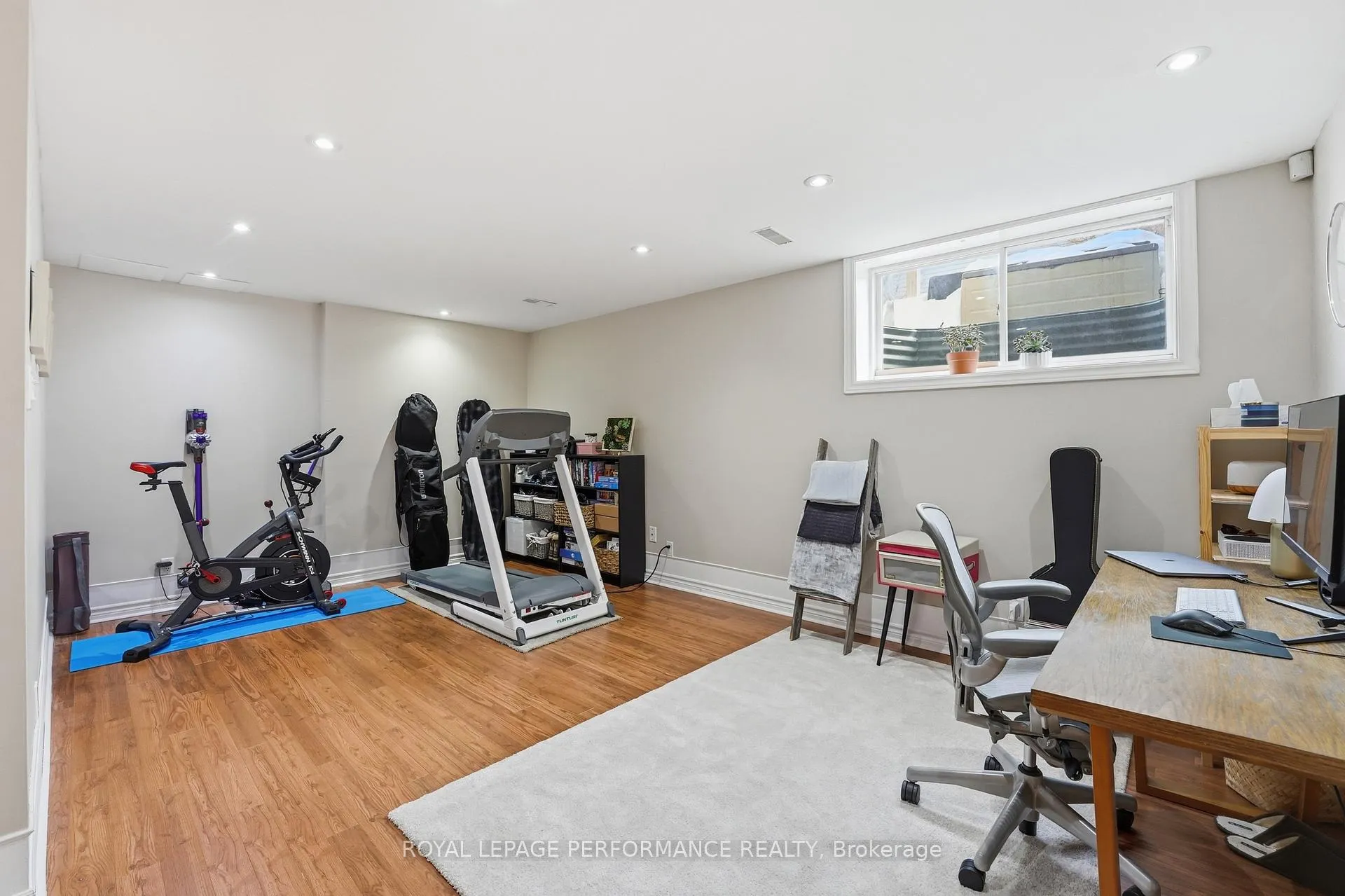 Photo 30 of 808 Scala Avenue, Ottawa, Avalon East — HOMEH