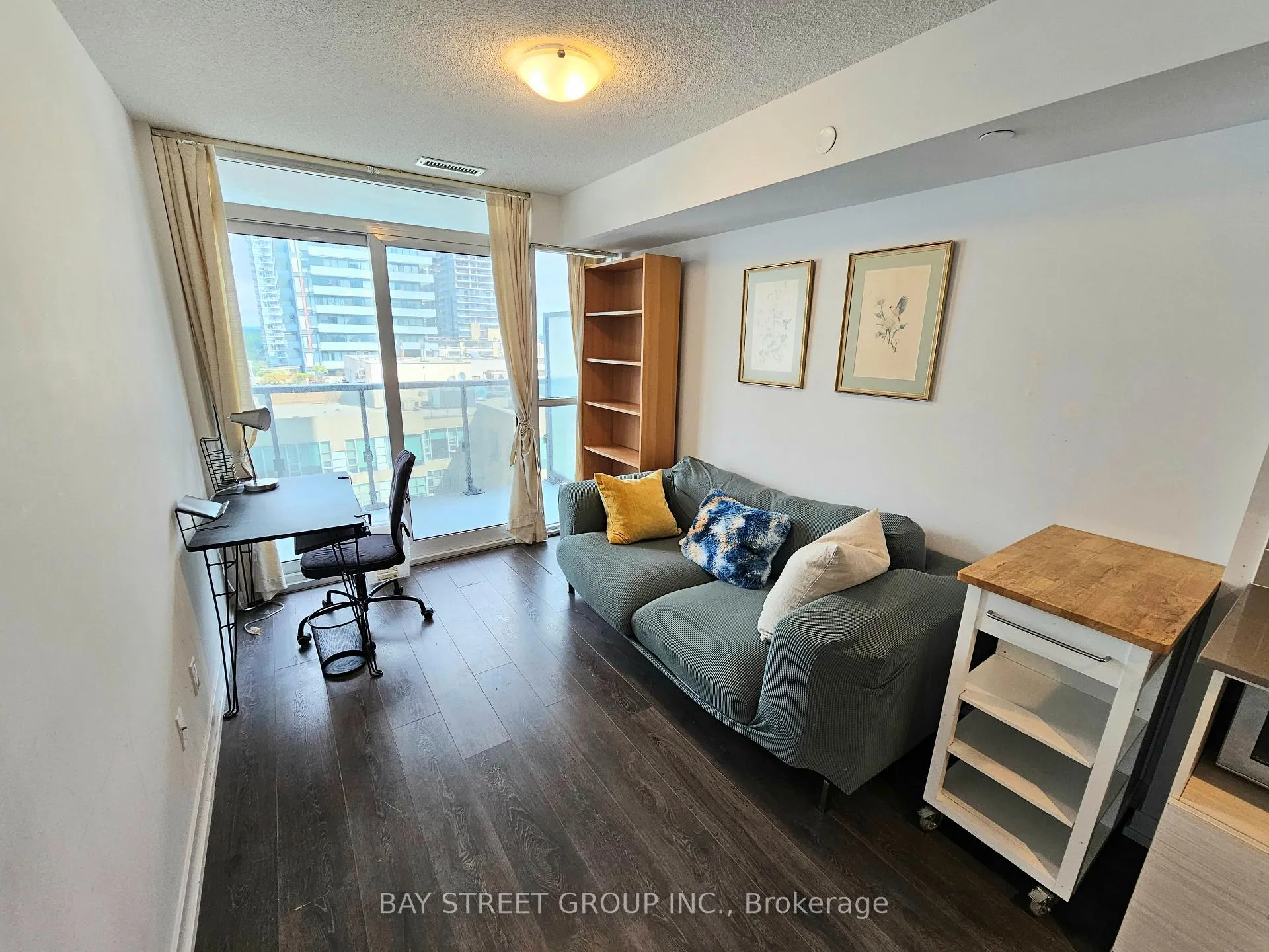 Photo 3 of Unit 1205, 125 Redpath Avenue, Toronto, Mount Pleasant West — HOMEH