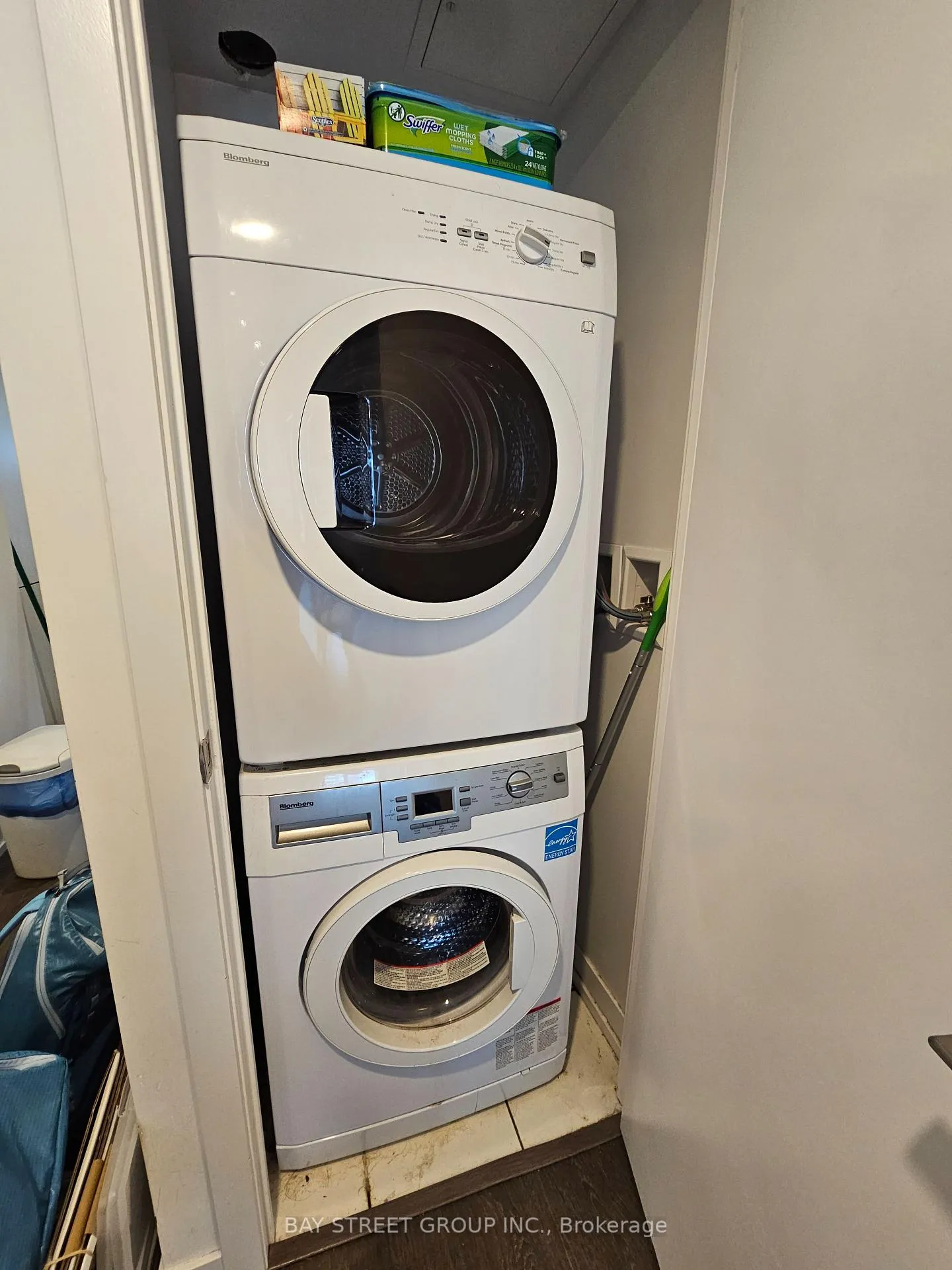 Photo 9 of Unit 1205, 125 Redpath Avenue, Toronto, Mount Pleasant West — HOMEH