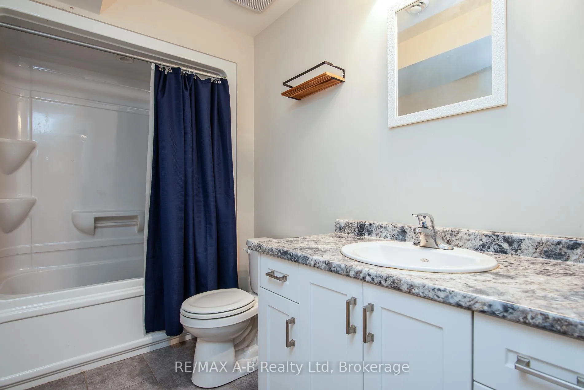 Photo 30 of 149 Ridgewood Crescent, St. Marys — HOMEH