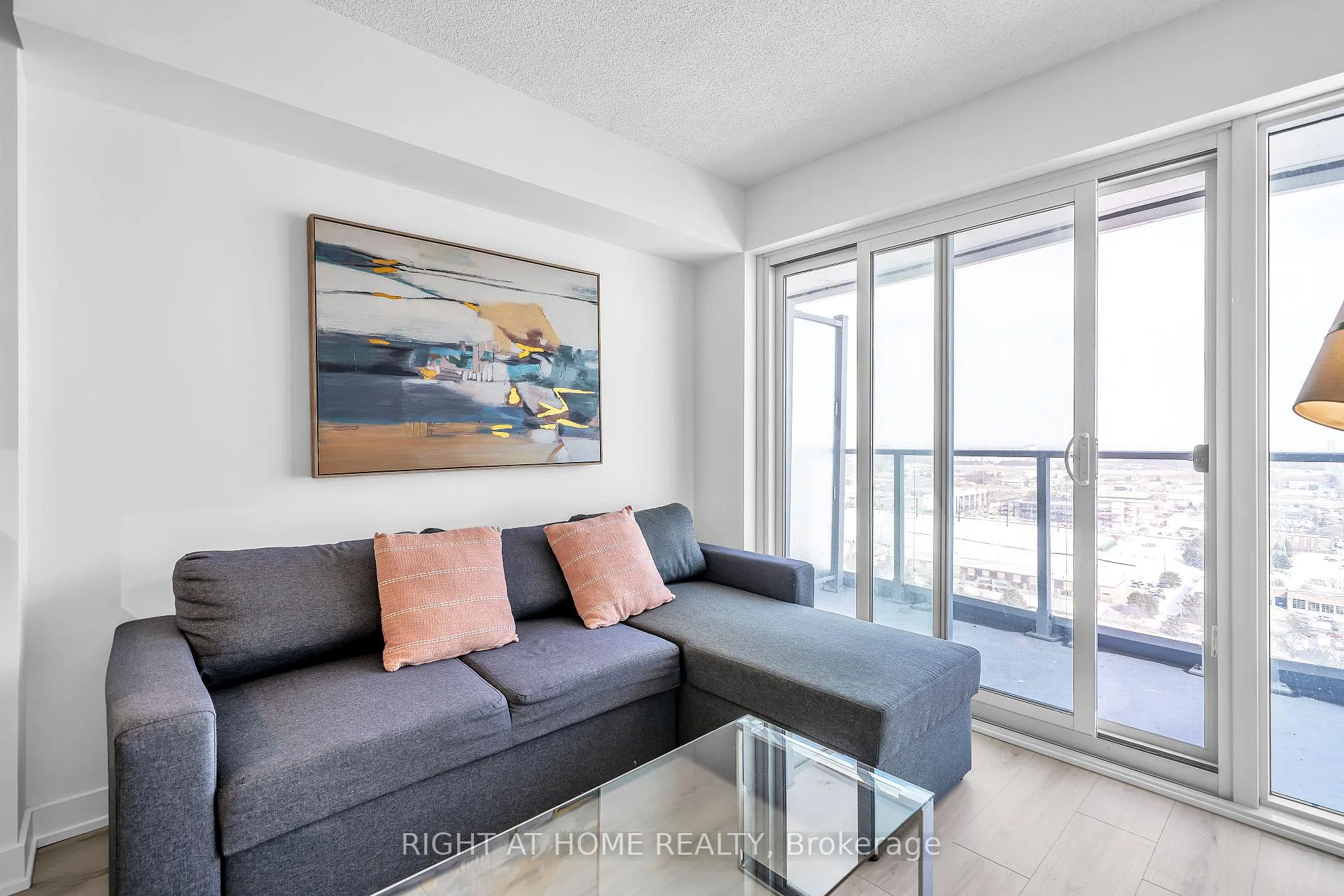 Photo 10 of Unit 2204, 1010 Sandy Beach Road, Pickering, Bay Ridges — HOMEH