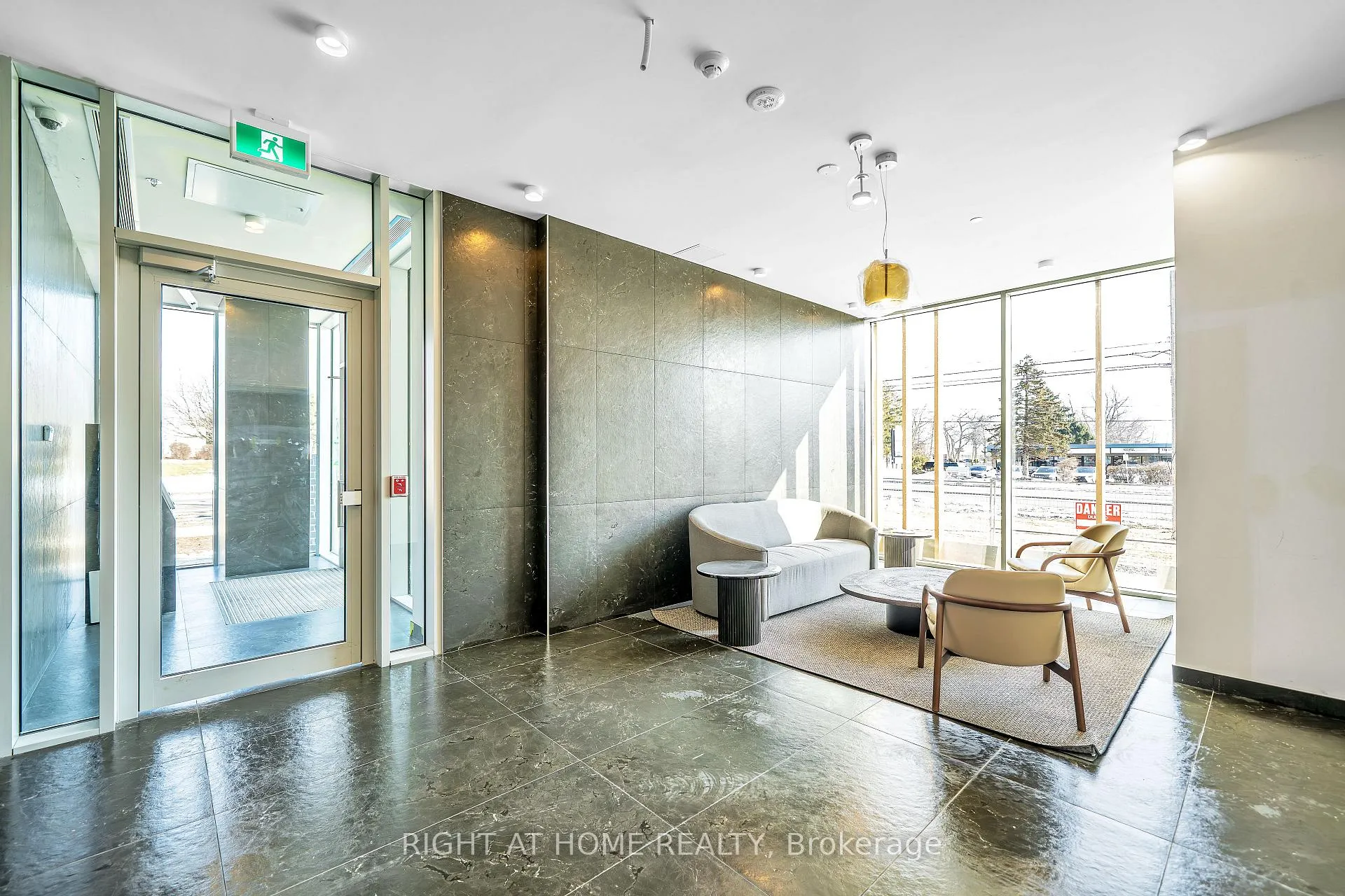 Photo 12 of Unit 2204, 1010 Sandy Beach Road, Pickering, Bay Ridges — HOMEH