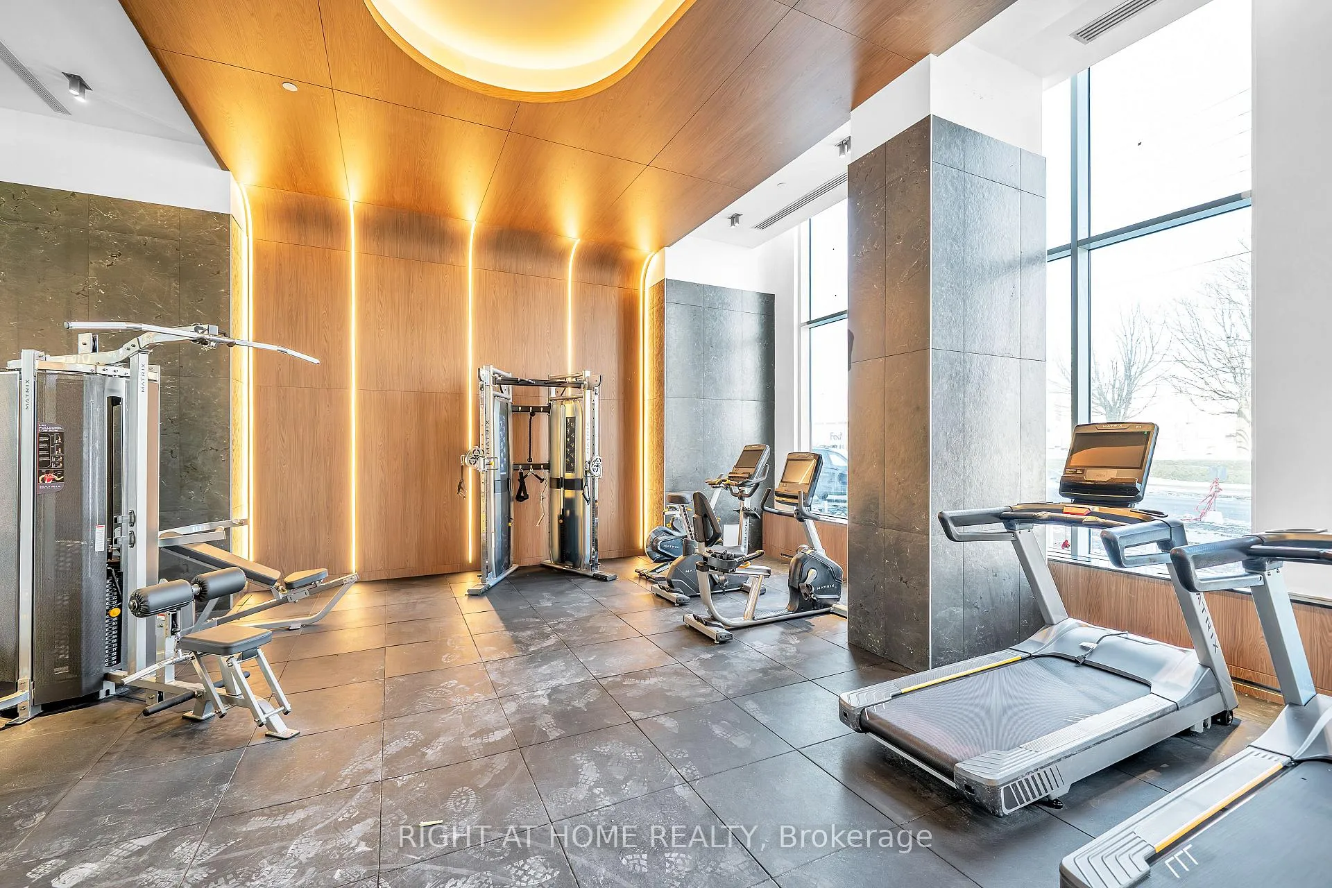 Photo 13 of Unit 2204, 1010 Sandy Beach Road, Pickering, Bay Ridges — HOMEH