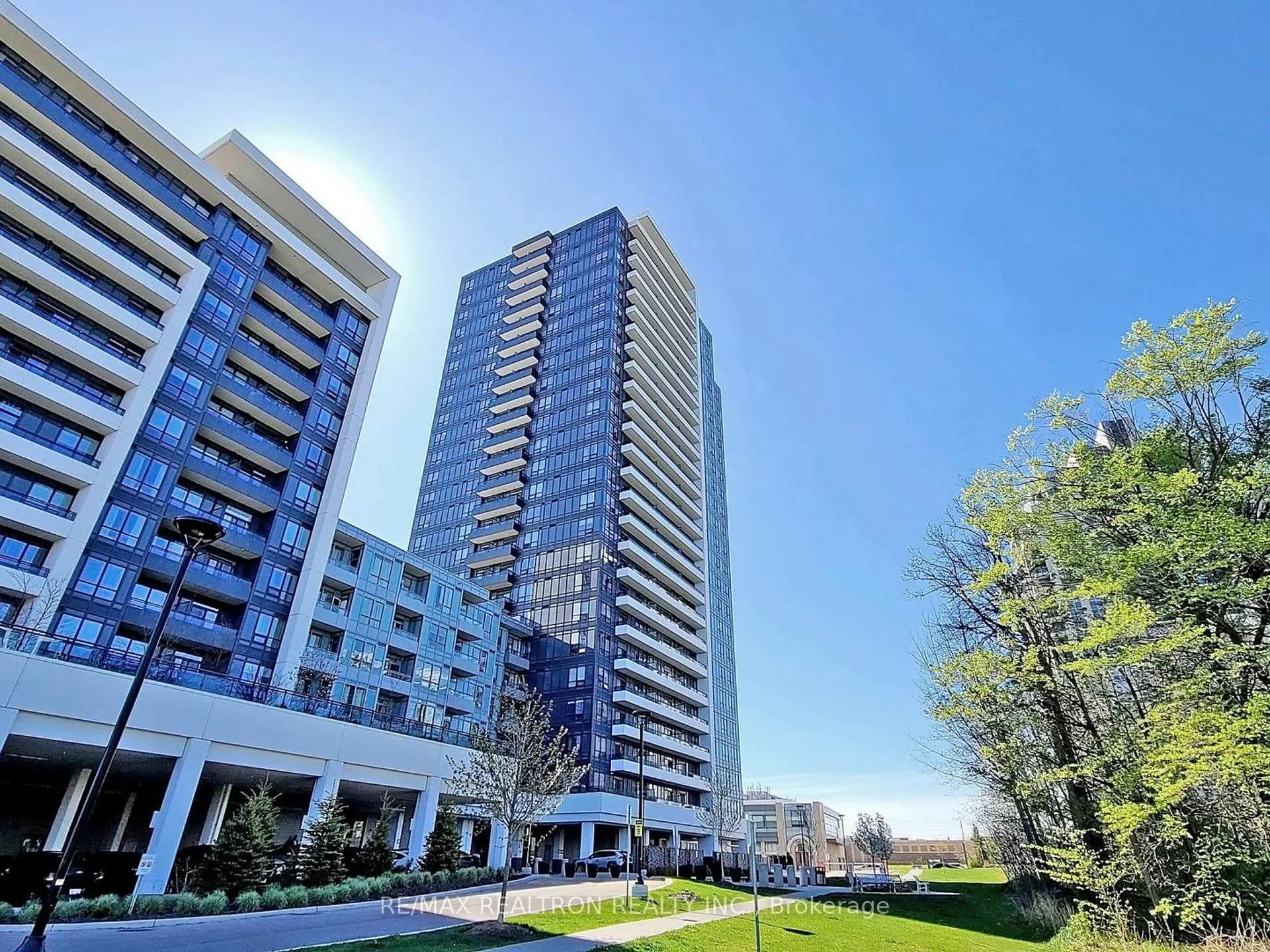 Photo 2 of Unit LPH 2505, 7890 Bathurst Street, Vaughan, Beverley Glen — HOMEH
