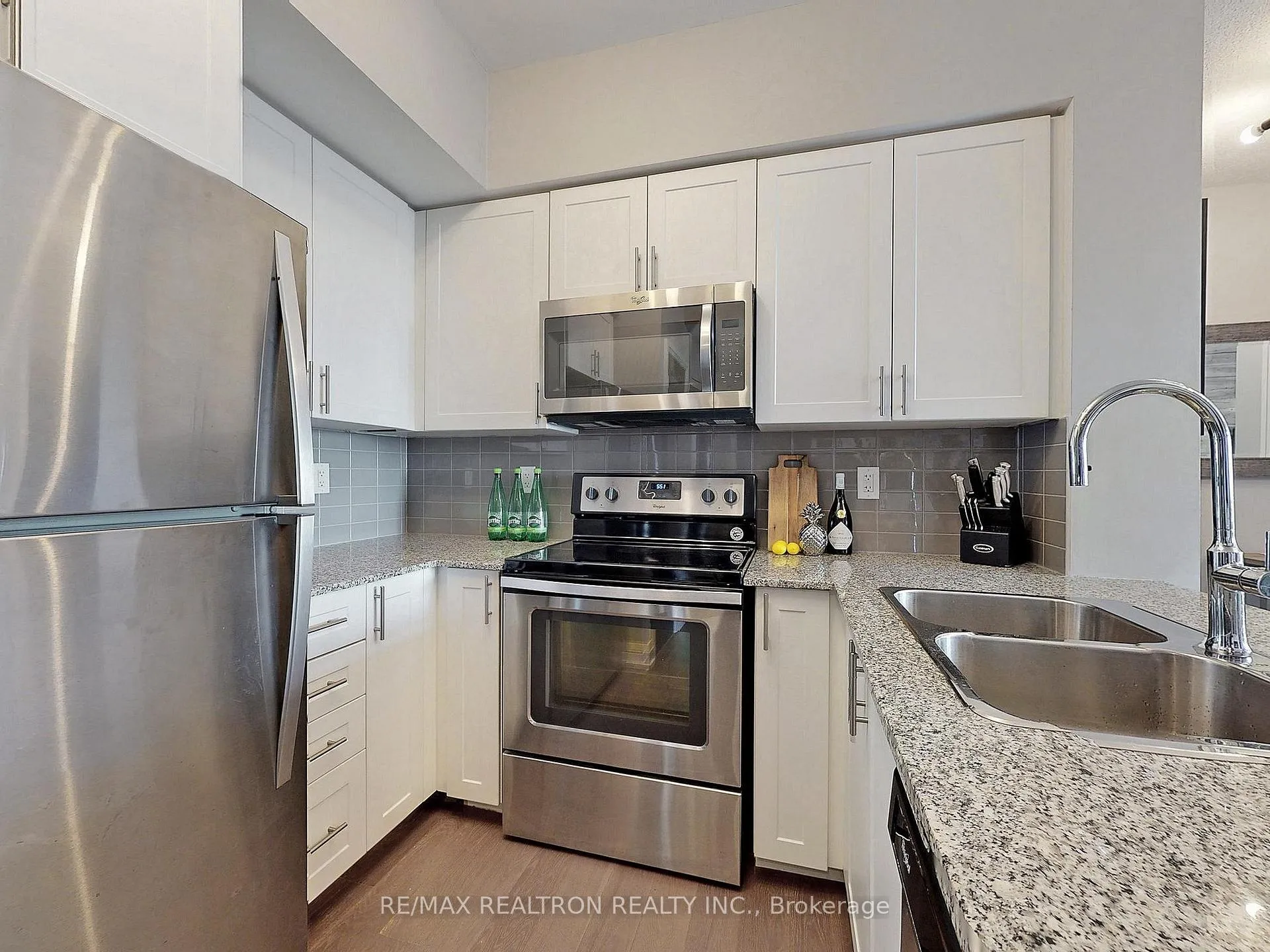 Photo 10 of Unit LPH 2505, 7890 Bathurst Street, Vaughan, Beverley Glen — HOMEH