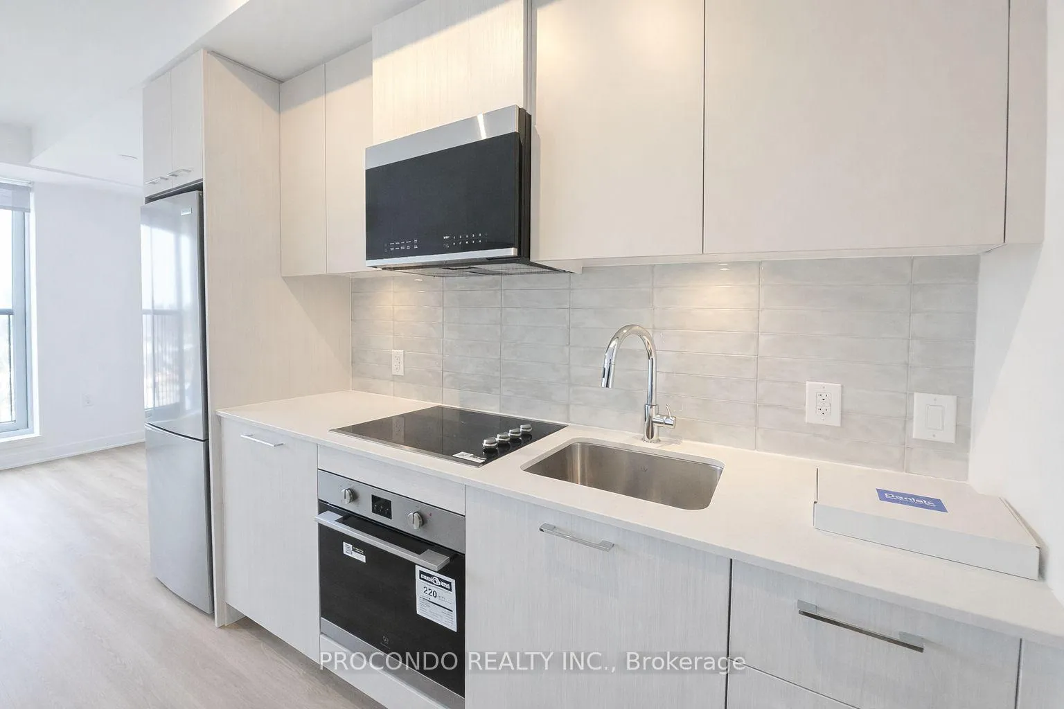 Photo 4 of 30 Dreamers Way, Toronto, Regent Park — HOMEH