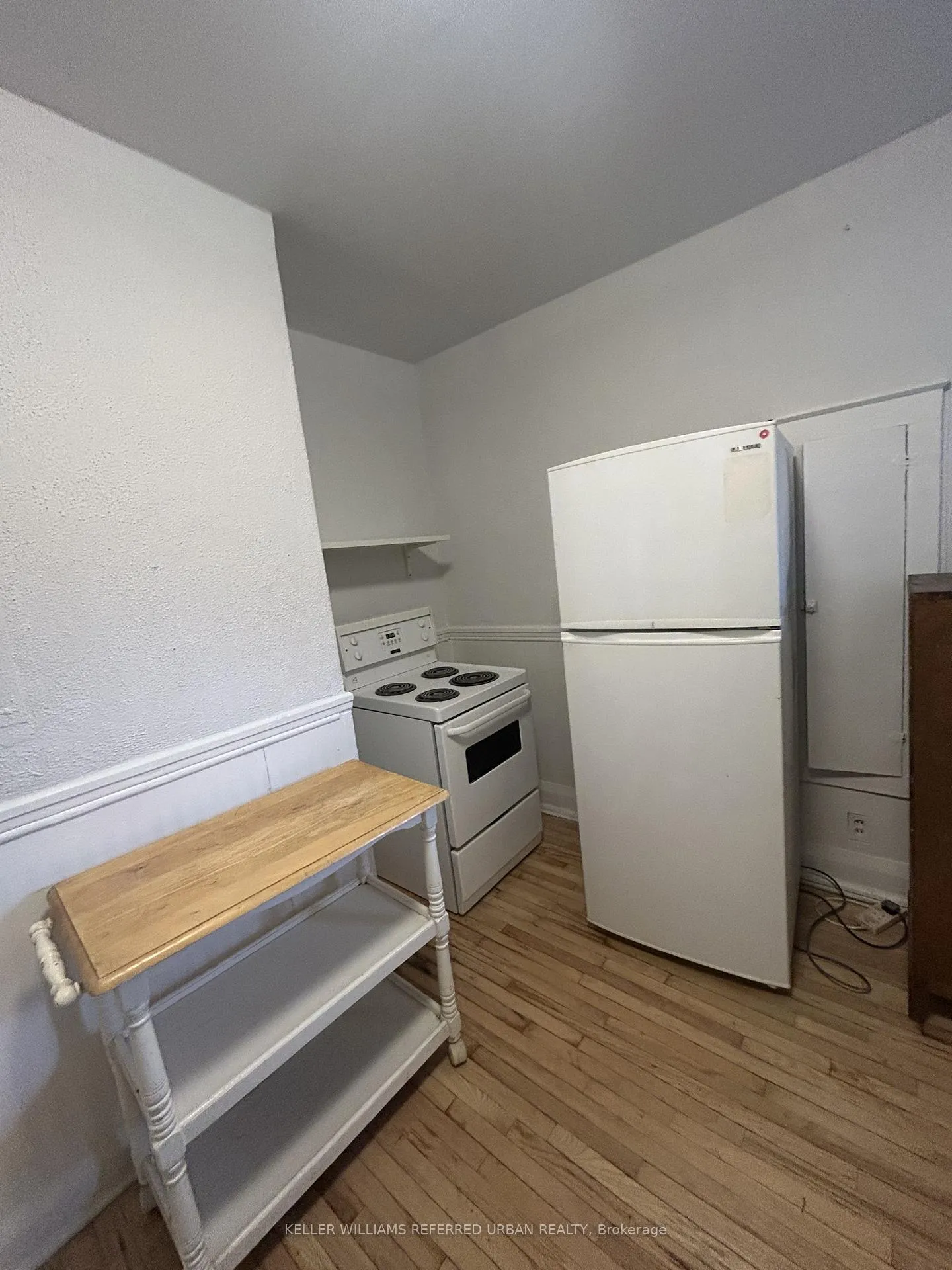 Photo 5 of Unit 6, 28 Springhurst Avenue, Toronto, South Parkdale — HOMEH