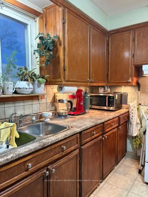 Photo 6 of Unit 3, 140 Rodda Boulevard, Scarborough, West Hill — HOMEH