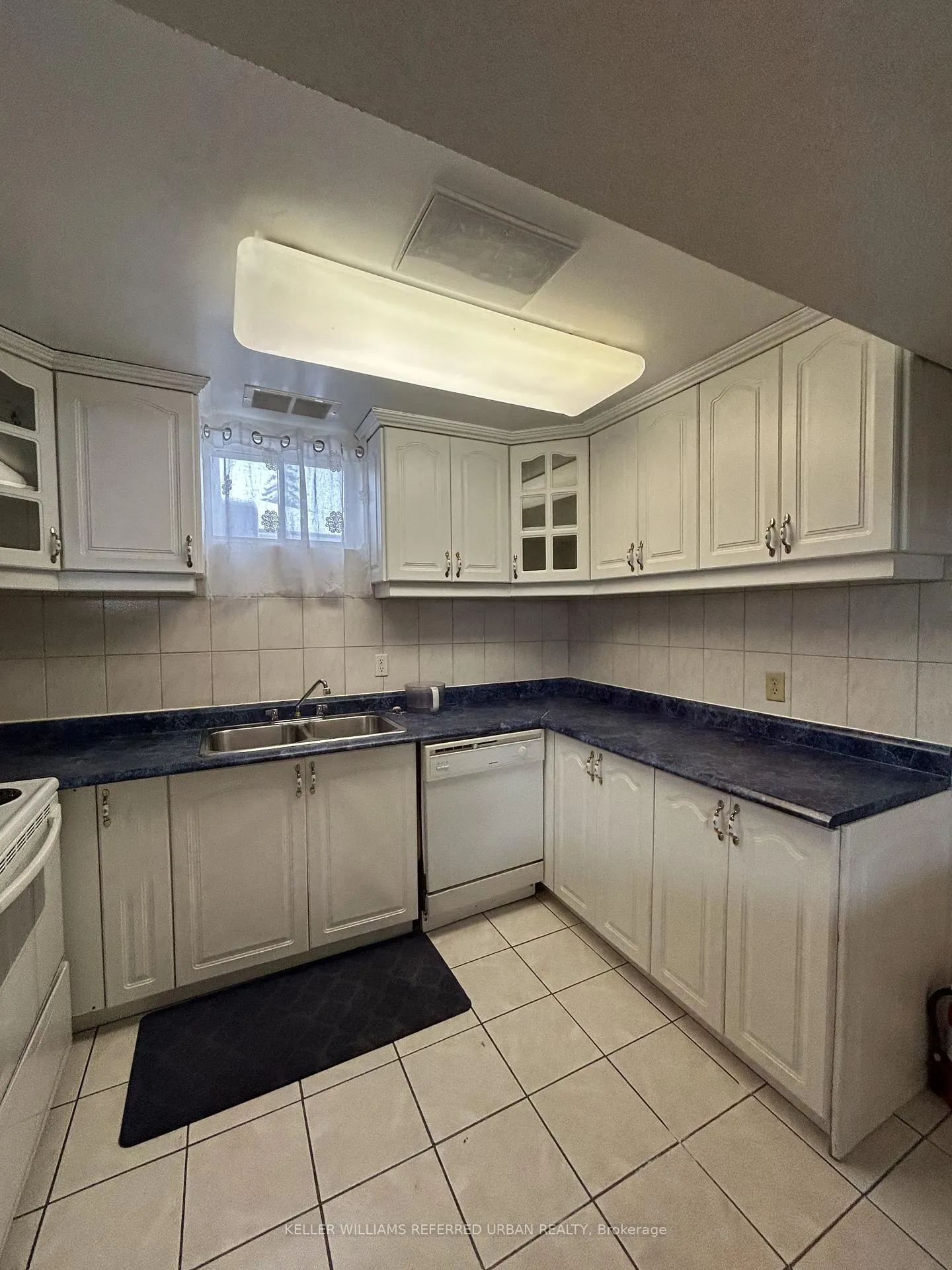 Photo 6 of Unit Lower, 8114 Torbram Road, Brampton, Southgate — HOMEH