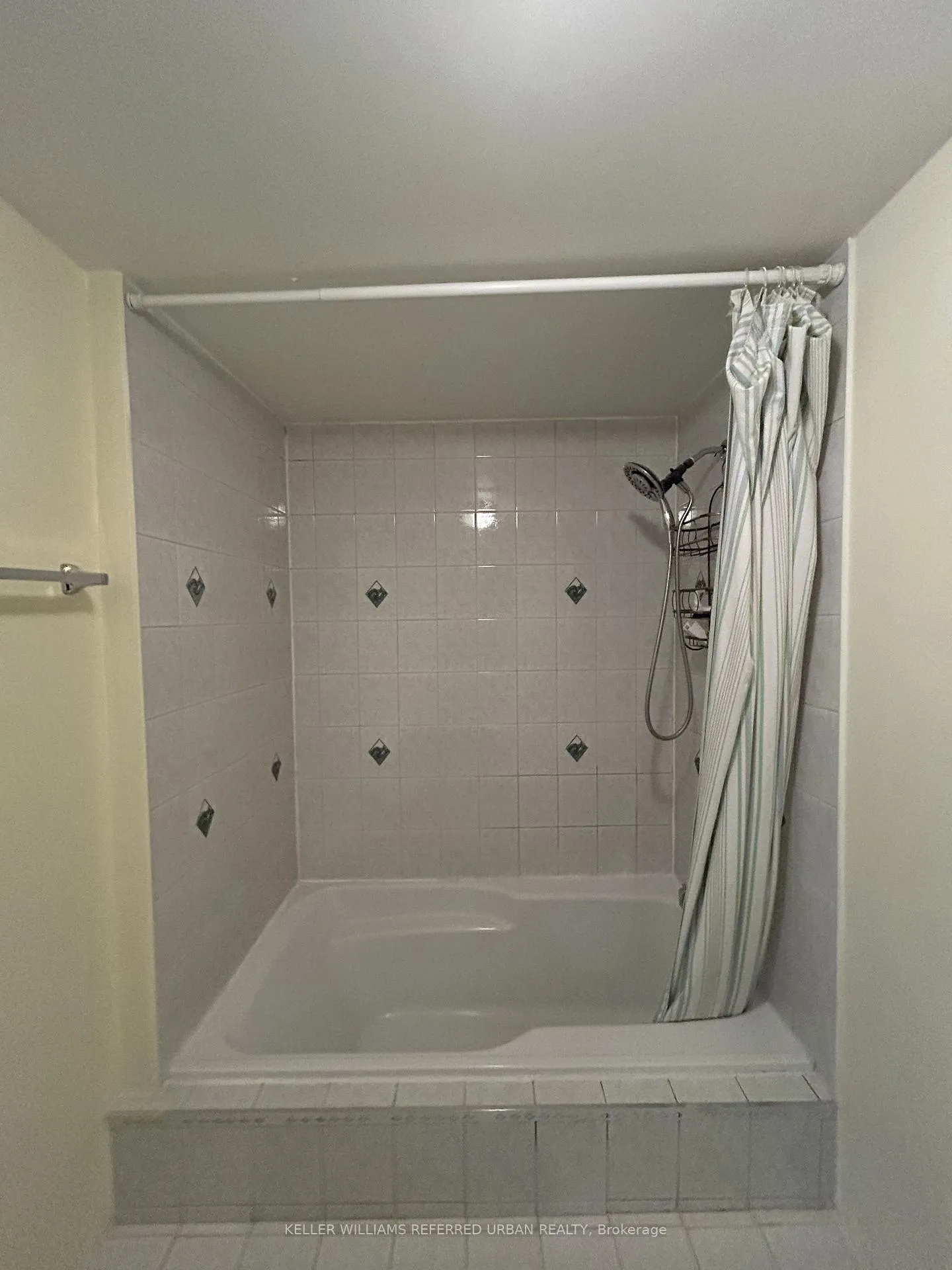 Photo 11 of Unit Lower, 8114 Torbram Road, Brampton, Southgate — HOMEH