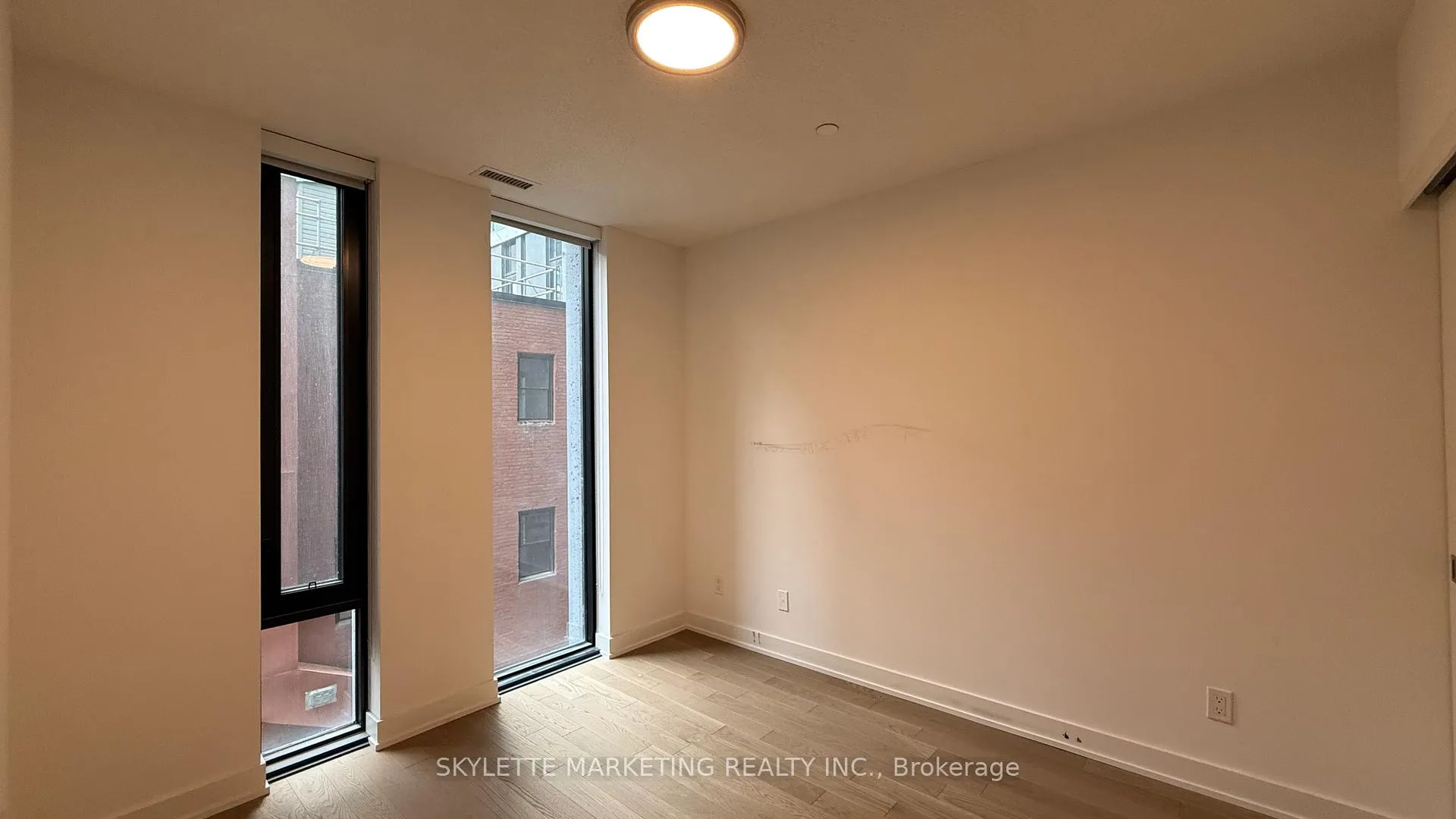 Photo 8 of Unit 207, 25 Richmond Street E, Toronto, Church-Yonge Corridor — HOMEH