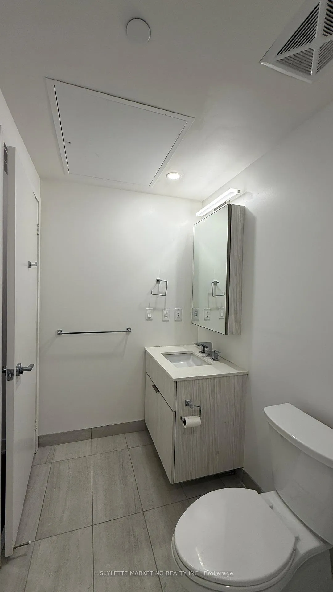 Photo 17 of Unit 207, 25 Richmond Street E, Toronto, Church-Yonge Corridor — HOMEH