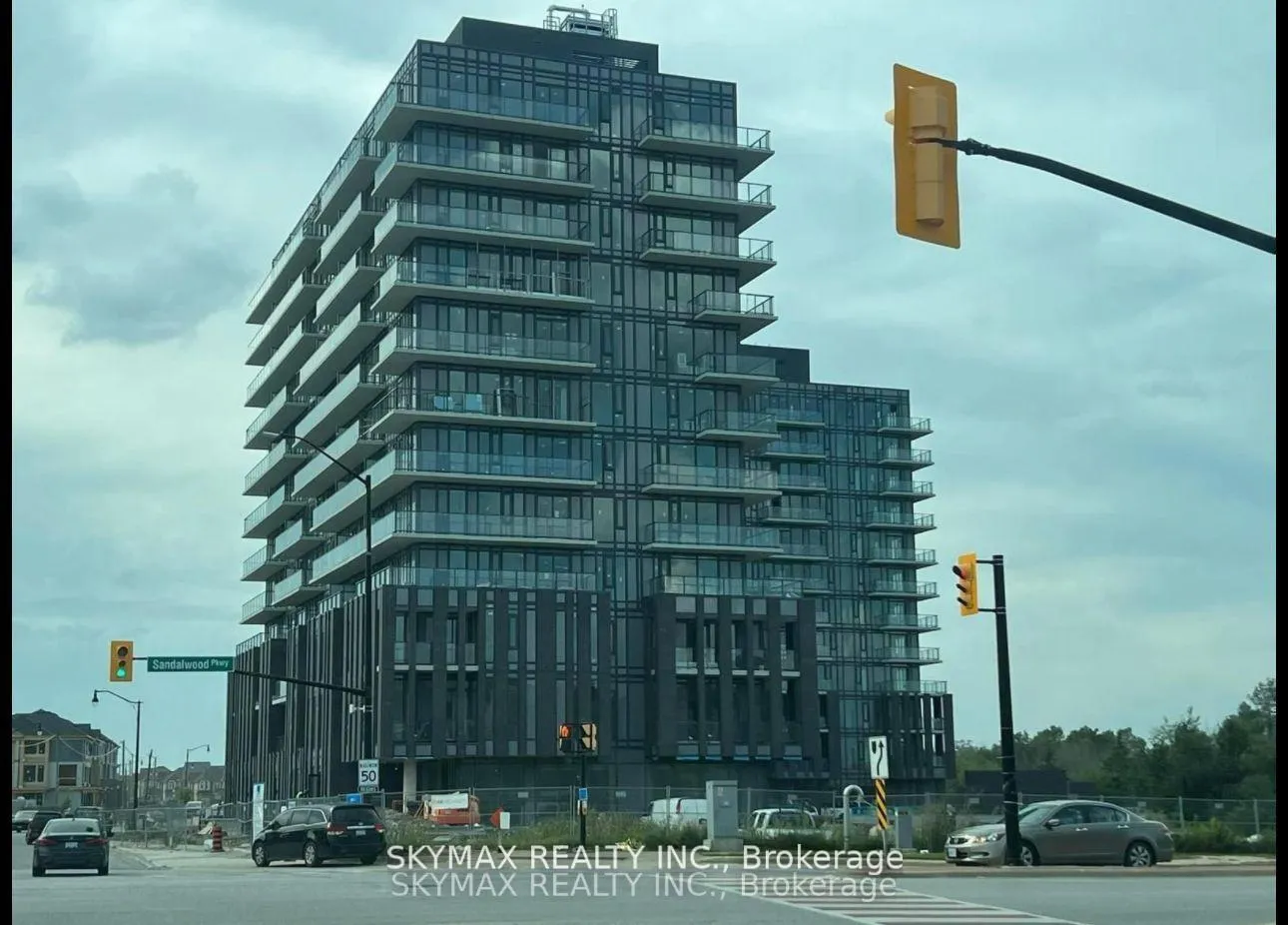 Photo 4 of Unit 310, 215 Veterans Drive S, Brampton, Northwest Brampton — HOMEH