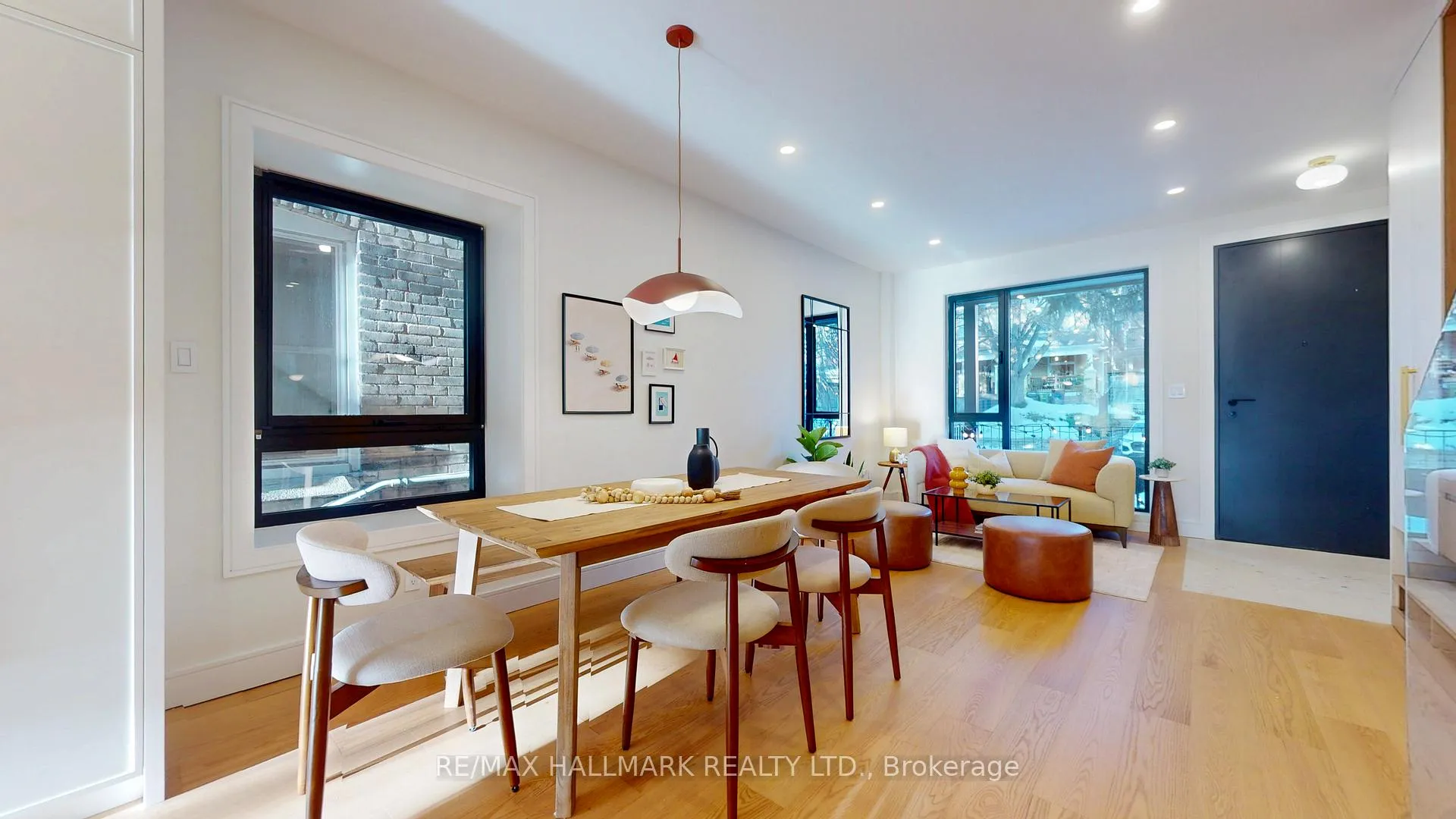 Photo 4 of 290 Waverley Road, Toronto, The Beaches — HOMEH