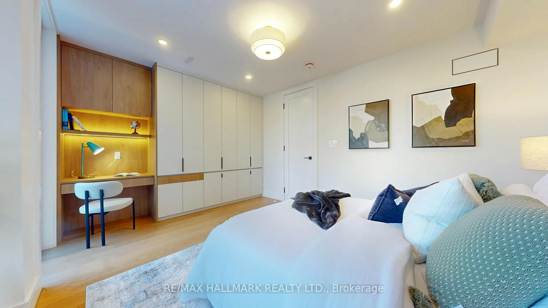 Photo 21 of 290 Waverley Road, Toronto, The Beaches — HOMEH