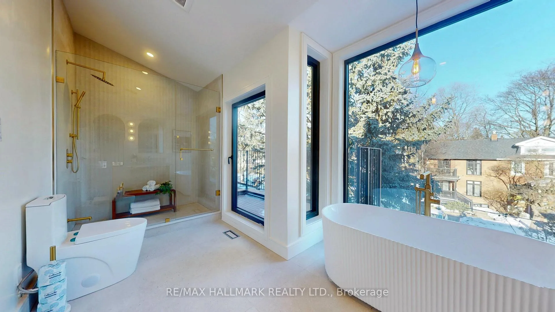 Photo 27 of 290 Waverley Road, Toronto, The Beaches — HOMEH