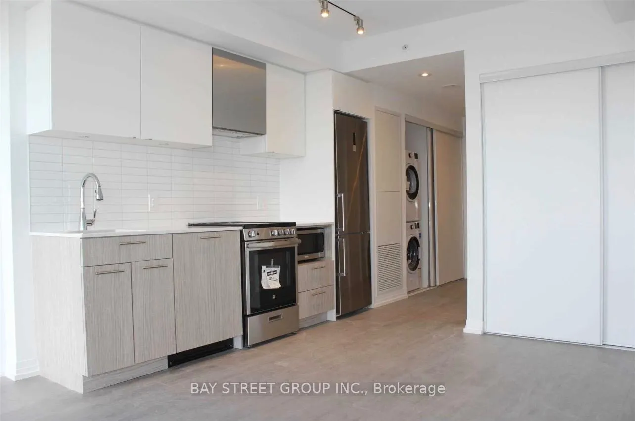 Photo 4 of Unit 4811, 251 Jarvis Street, Toronto, Church-Yonge Corridor — HOMEH