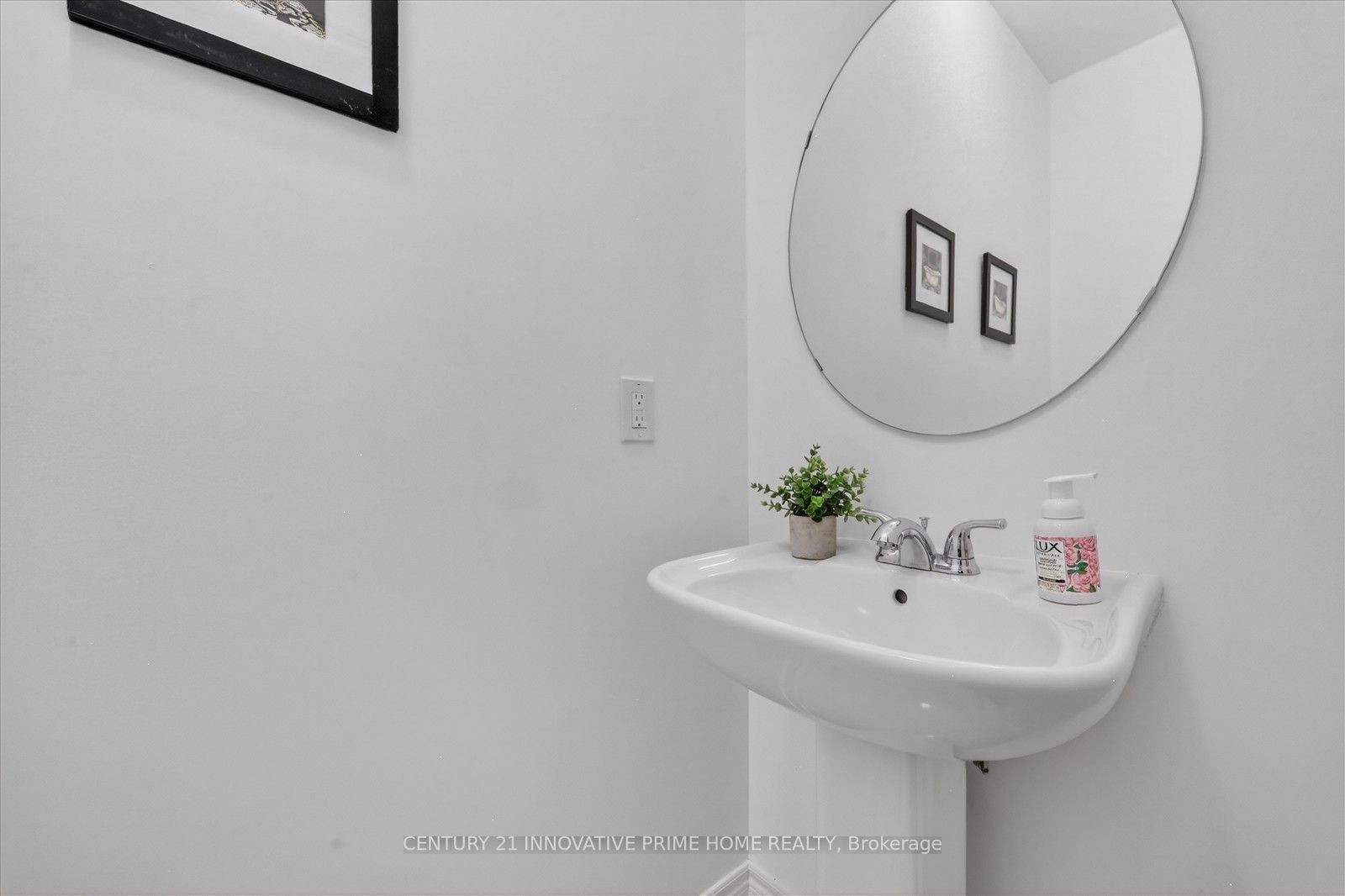 Photo 14 of 51 Wermoth Court, Markham, Wismer — HOMEH