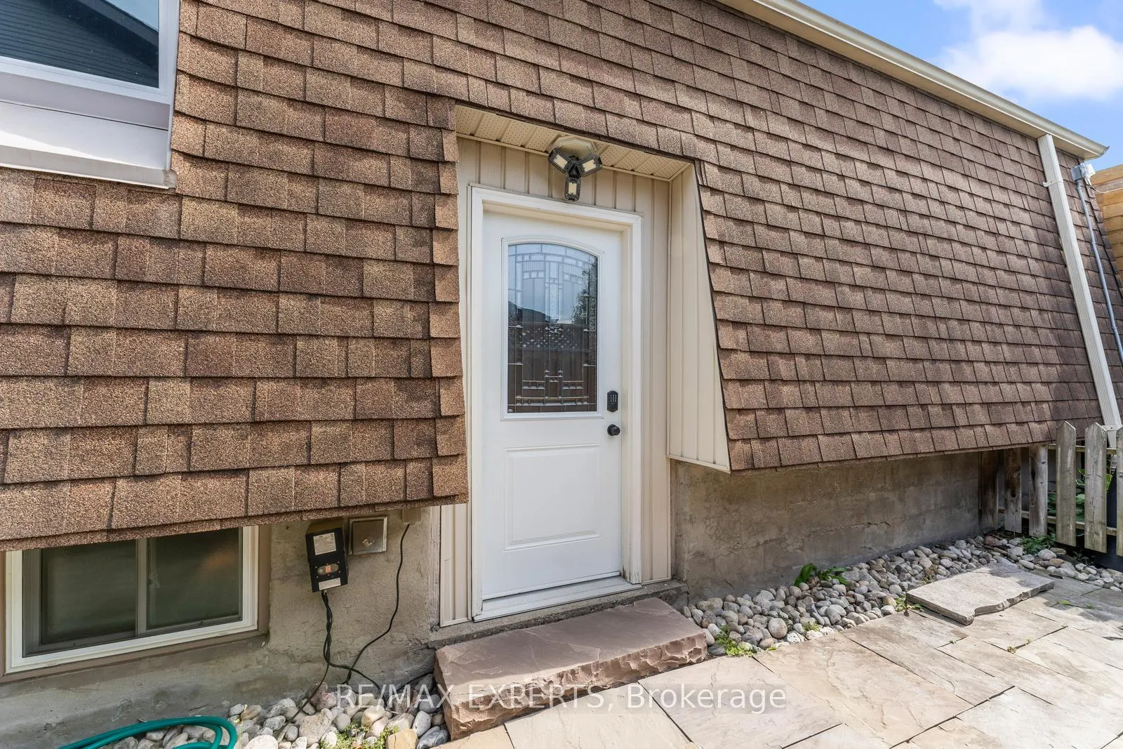 Photo 3 of Unit Basement, 100 Hesp Drive, Caledon, Bolton West — HOMEH