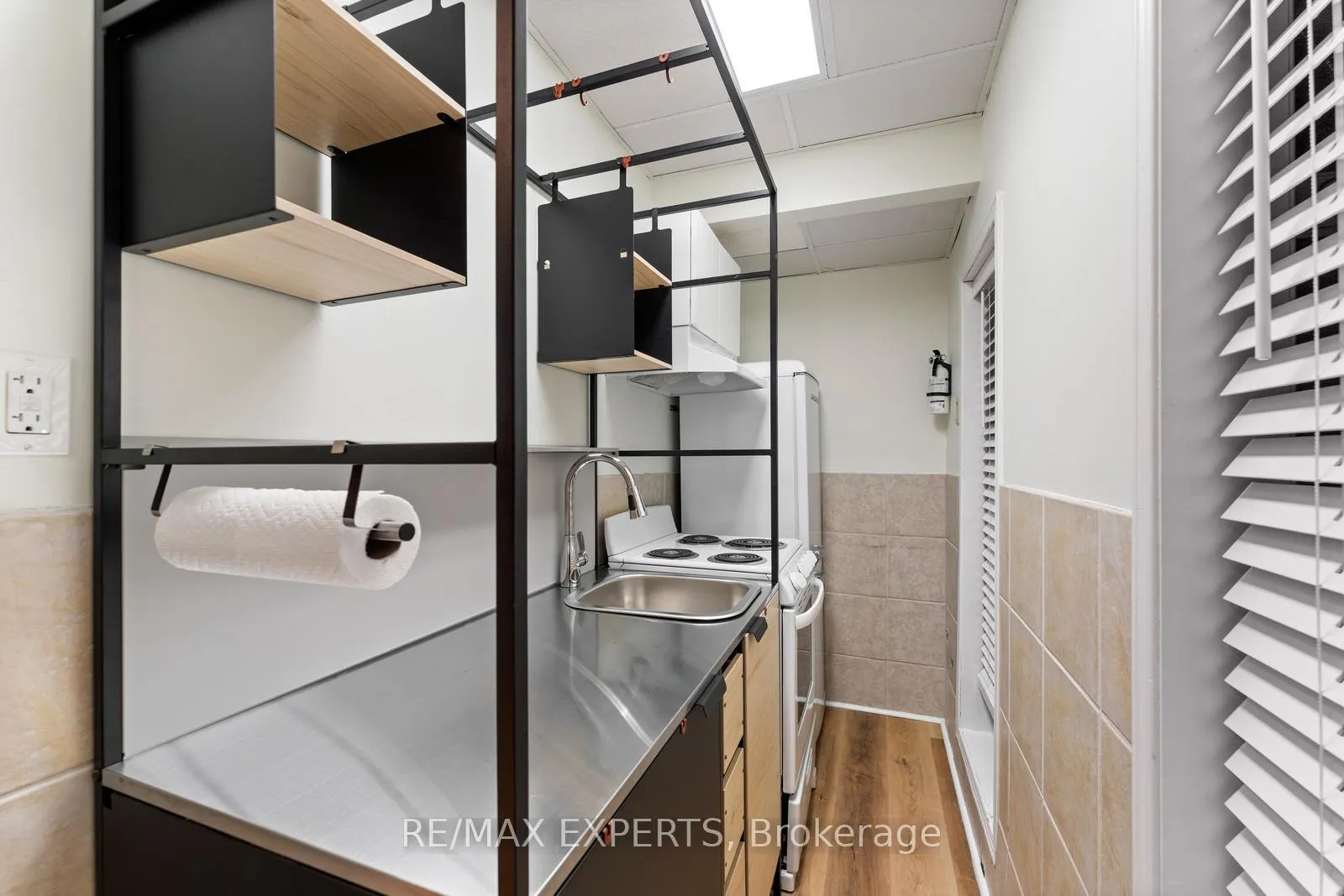 Photo 7 of Unit Basement, 100 Hesp Drive, Caledon, Bolton West — HOMEH