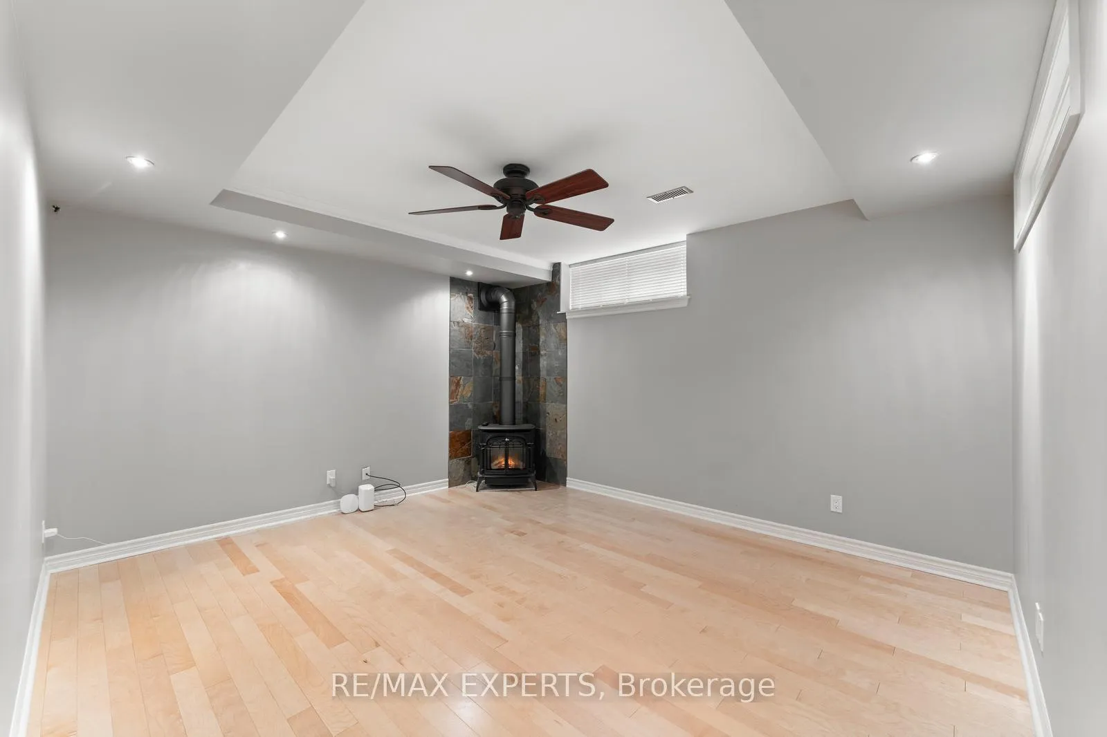 Photo 8 of Unit Basement, 100 Hesp Drive, Caledon, Bolton West — HOMEH