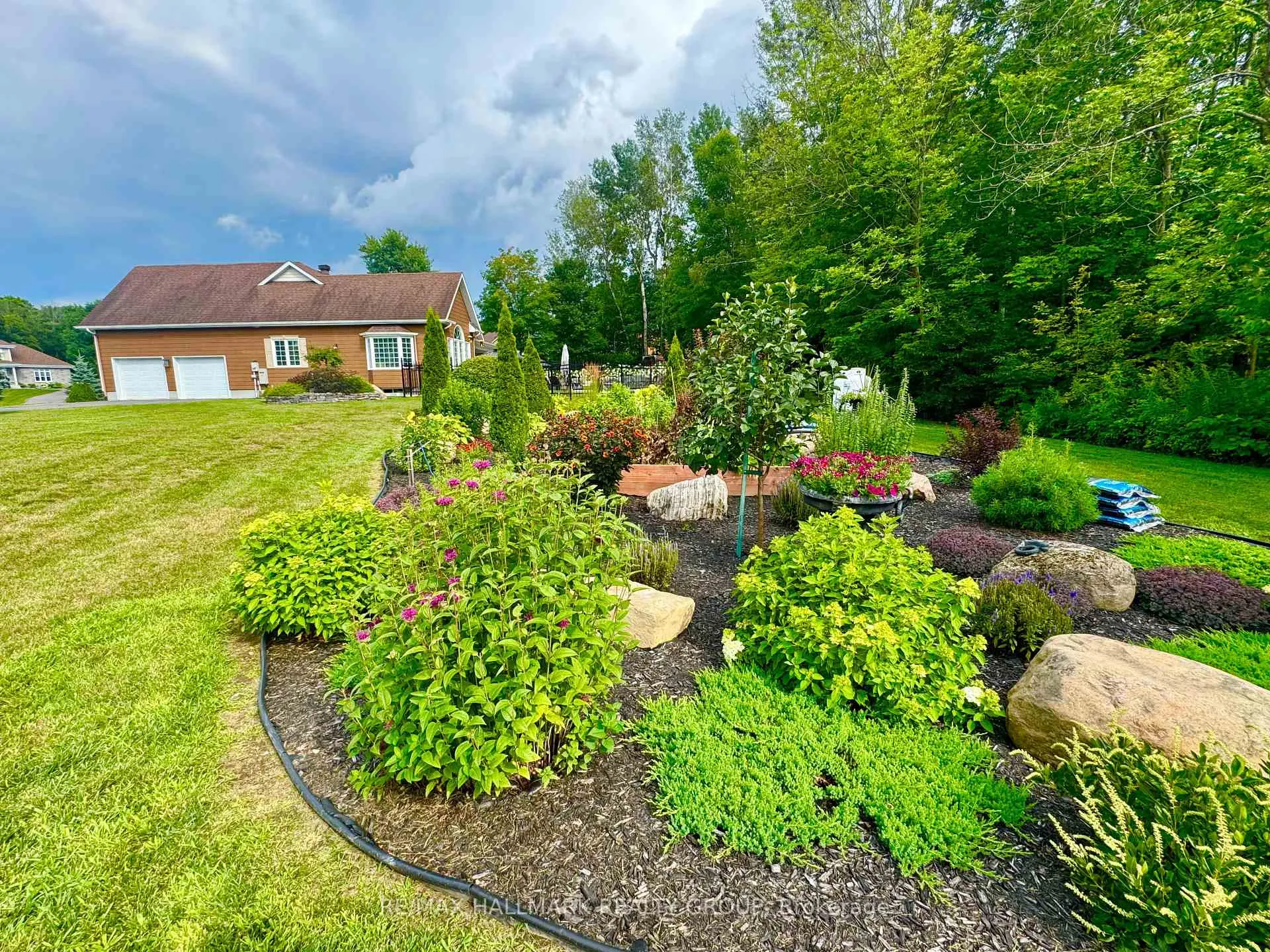 Photo 45 of 24 Radstock Lane, Champlain, Champlain Twp — HOMEH