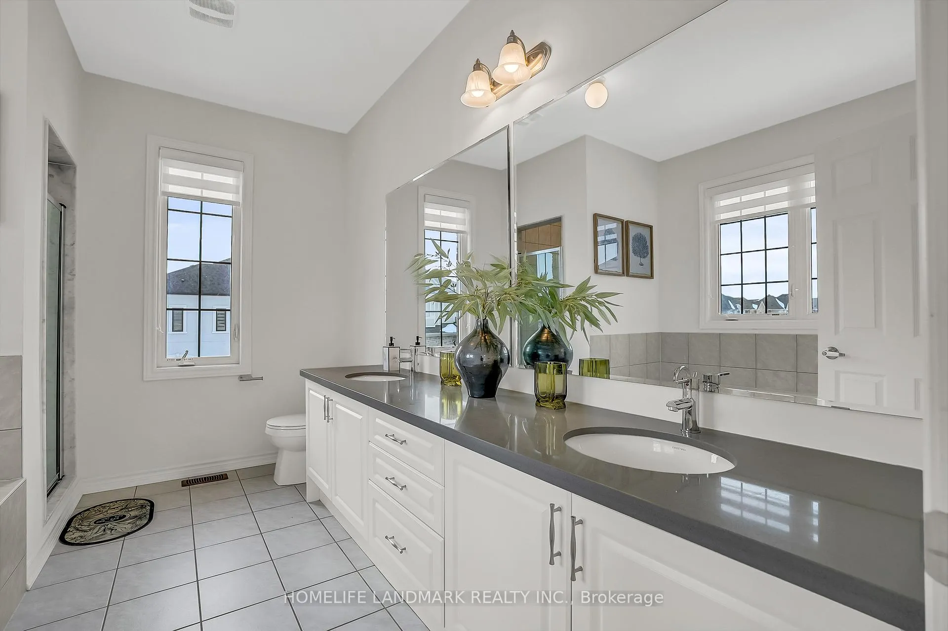Photo 22 of 329 Danny Wheeler Boulevard, Georgina, Keswick North — HOMEH