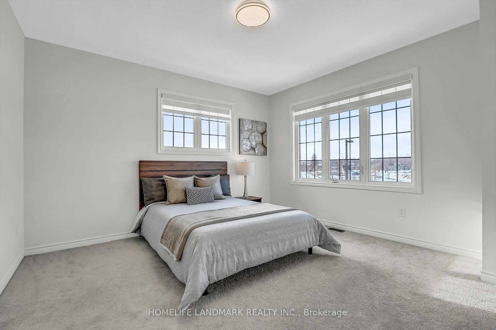 Photo 32 of 329 Danny Wheeler Boulevard, Georgina, Keswick North — HOMEH