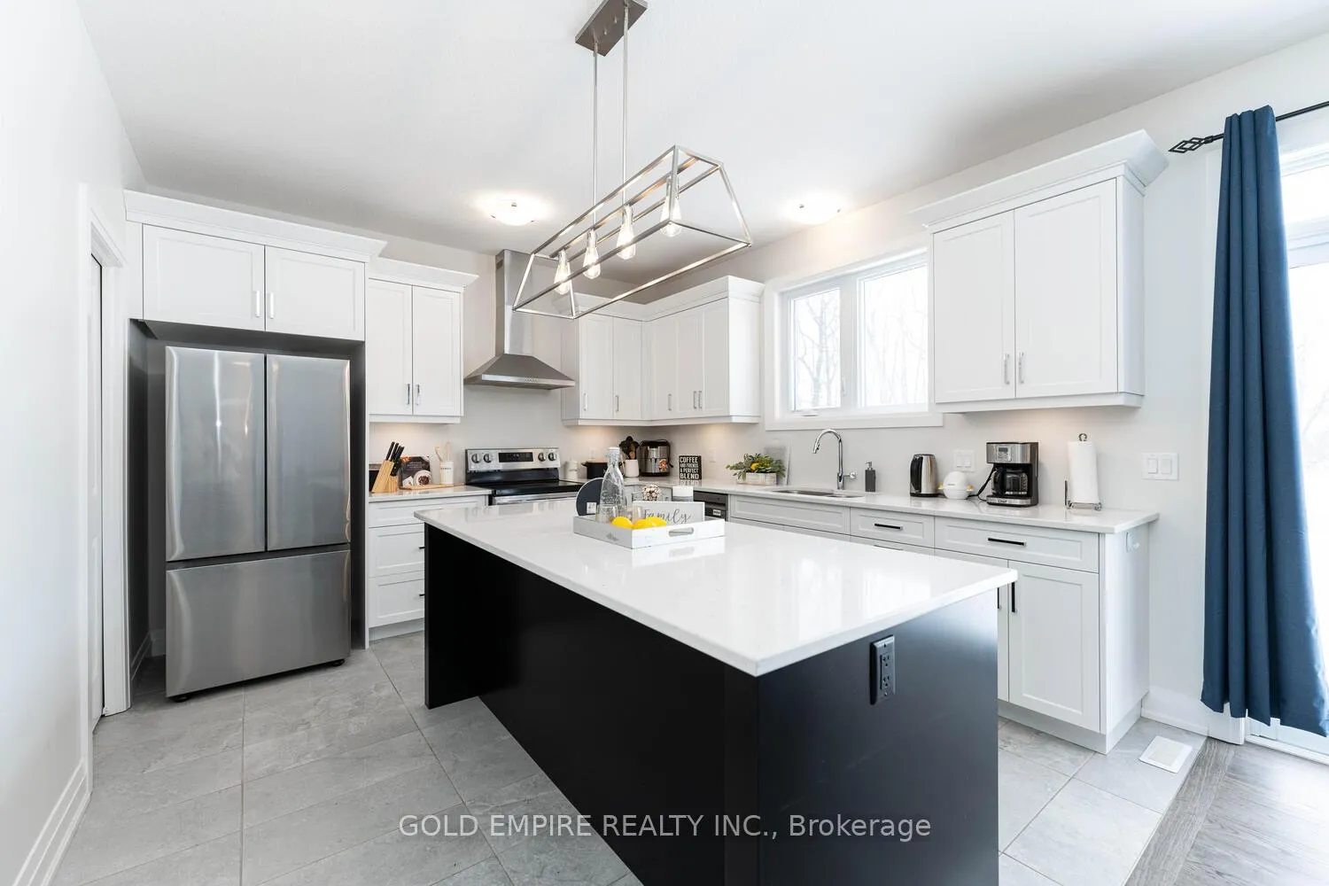 Photo 13 of 2177 Lockwood Crescent, Strathroy-Caradoc, Mount Brydges — HOMEH