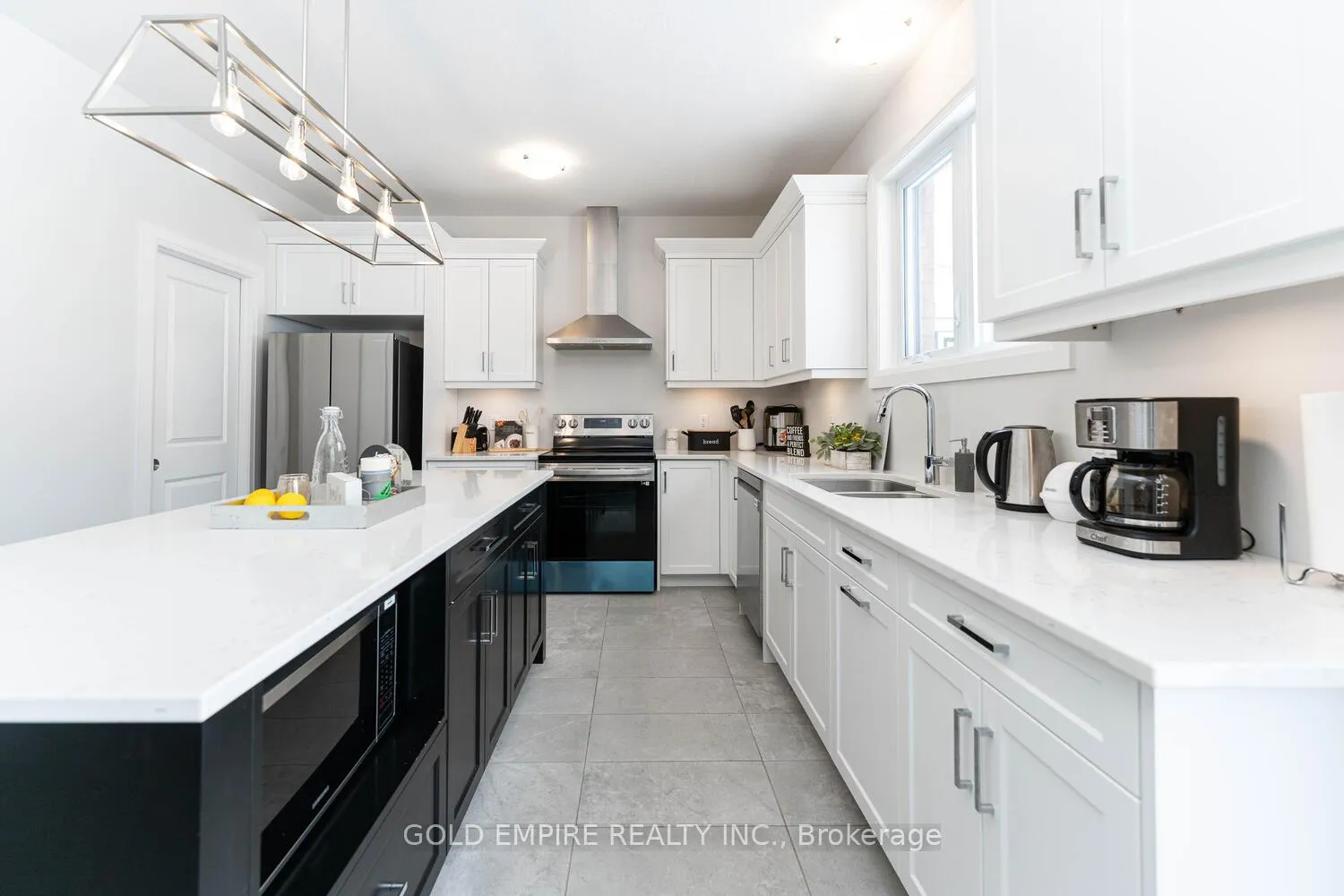 Photo 14 of 2177 Lockwood Crescent, Strathroy-Caradoc, Mount Brydges — HOMEH